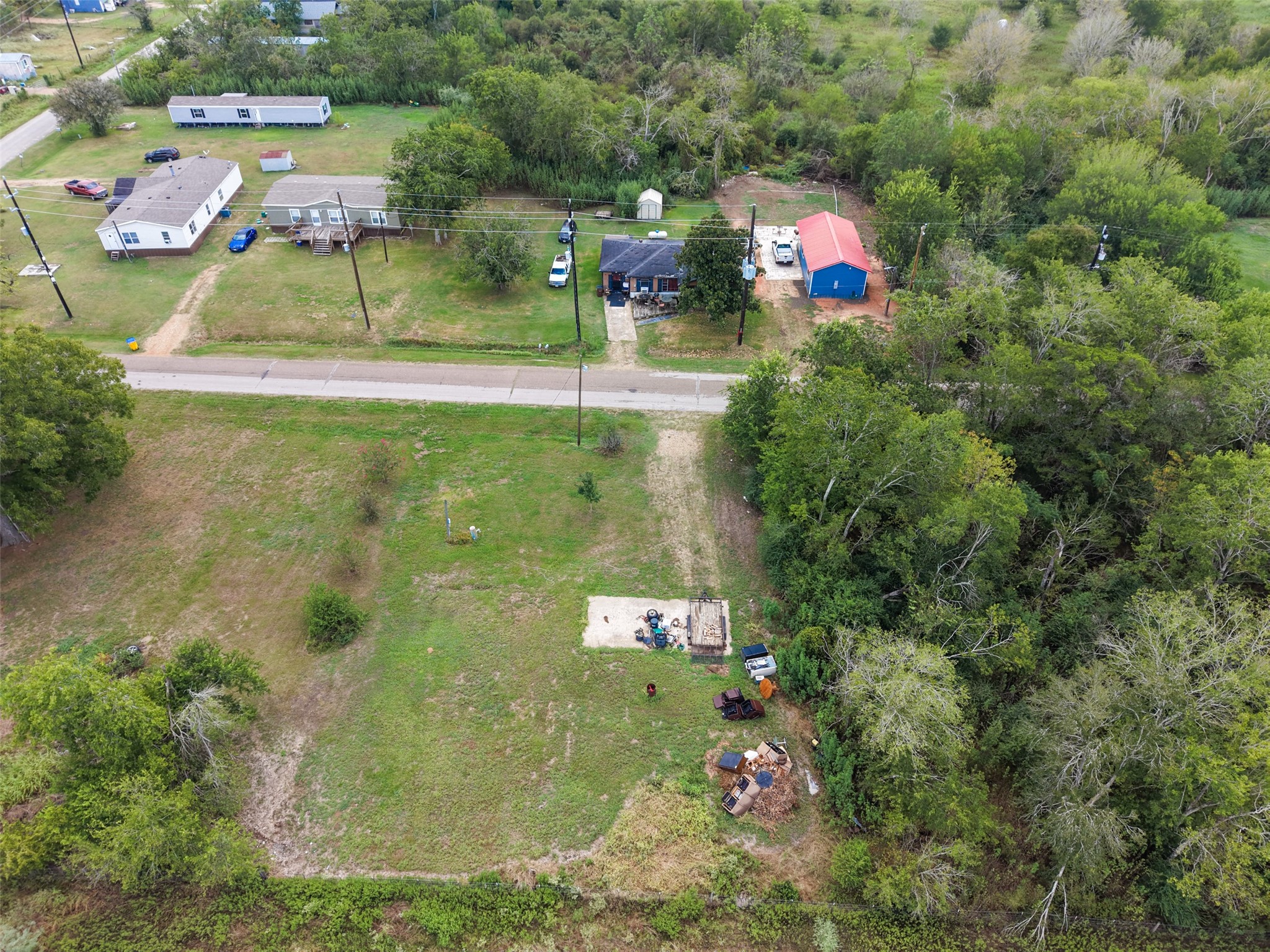 1431 Oil Field Road Property Photo 2