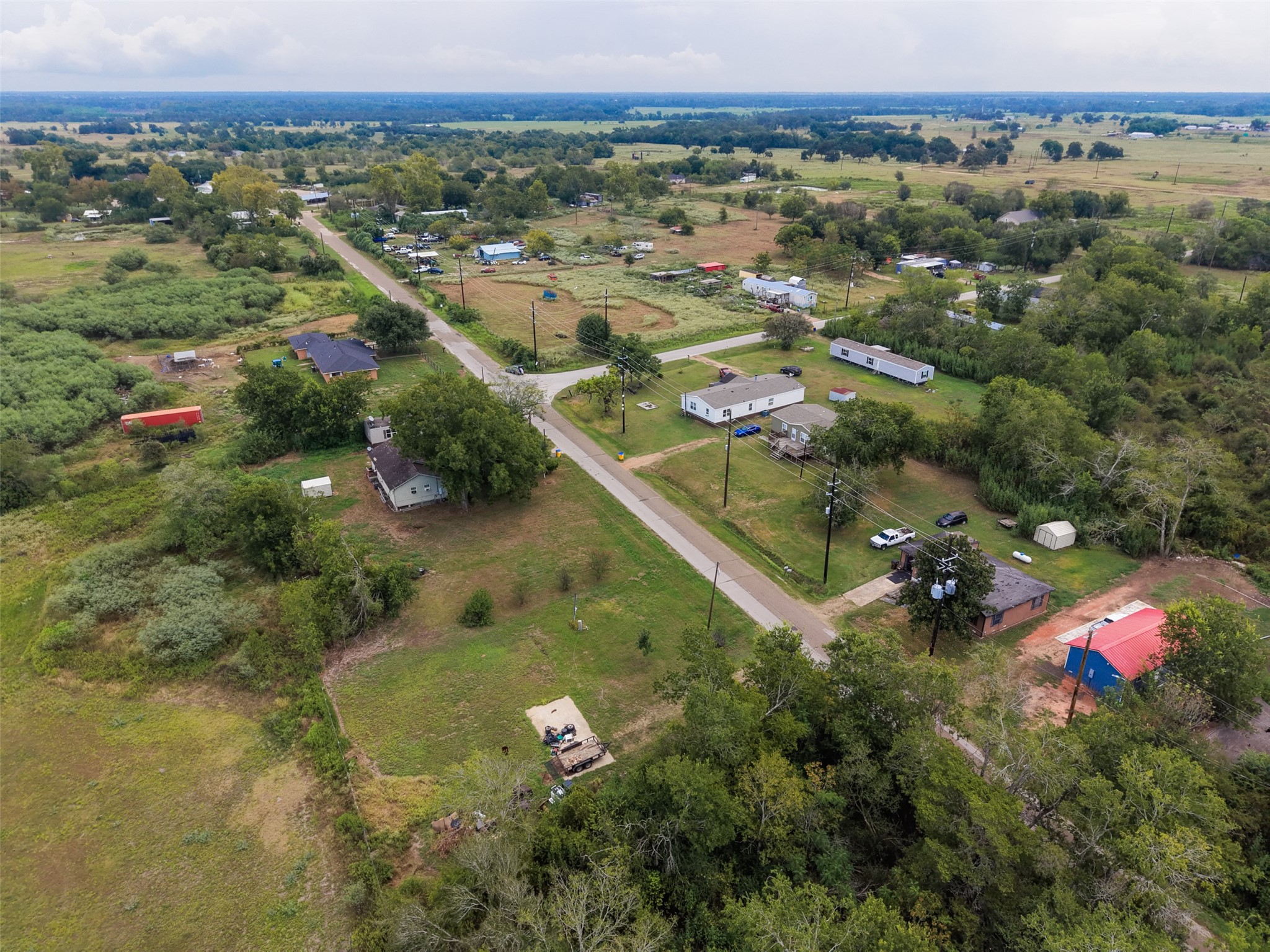 1431 Oil Field Road Property Photo 3