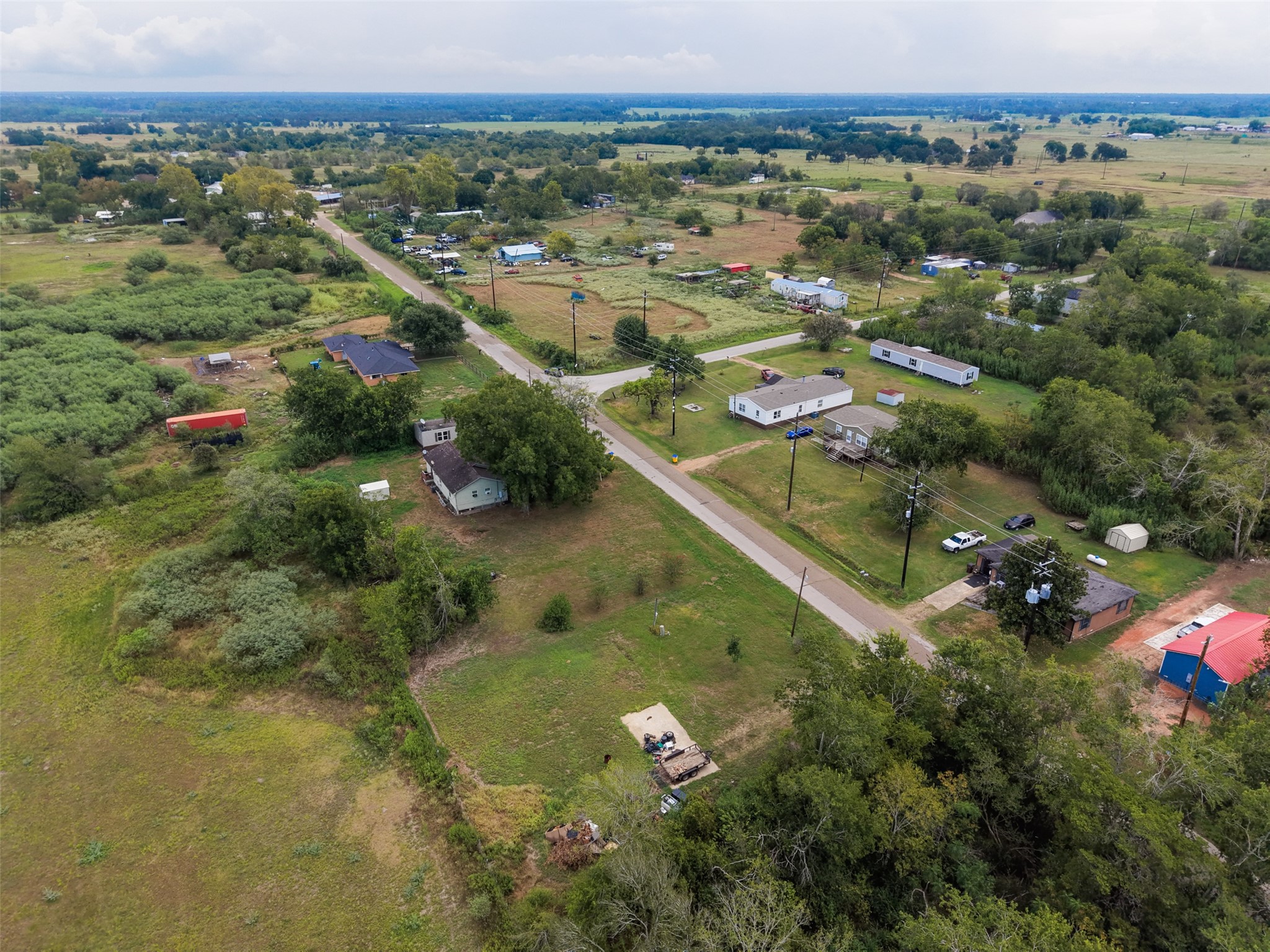 1431 Oil Field Road Property Photo 4