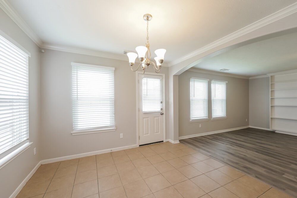 2614 Elder Park Court Property Photo 7