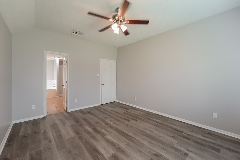 2614 Elder Park Court Property Photo 10