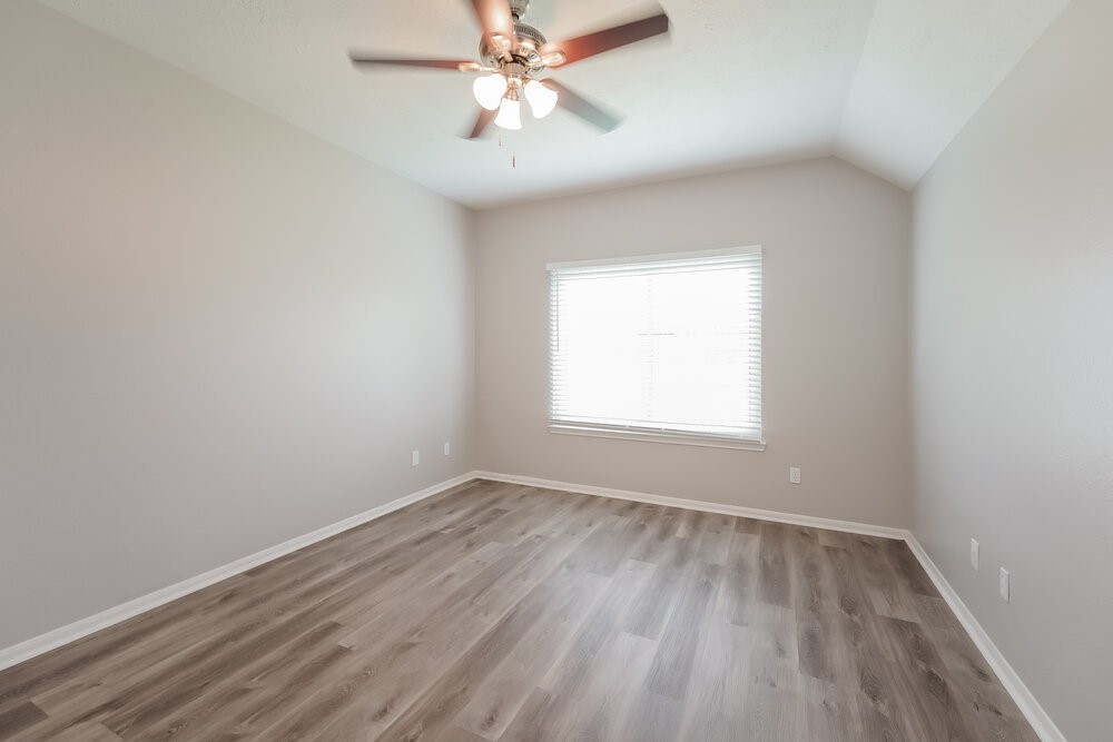 2614 Elder Park Court Property Photo 13