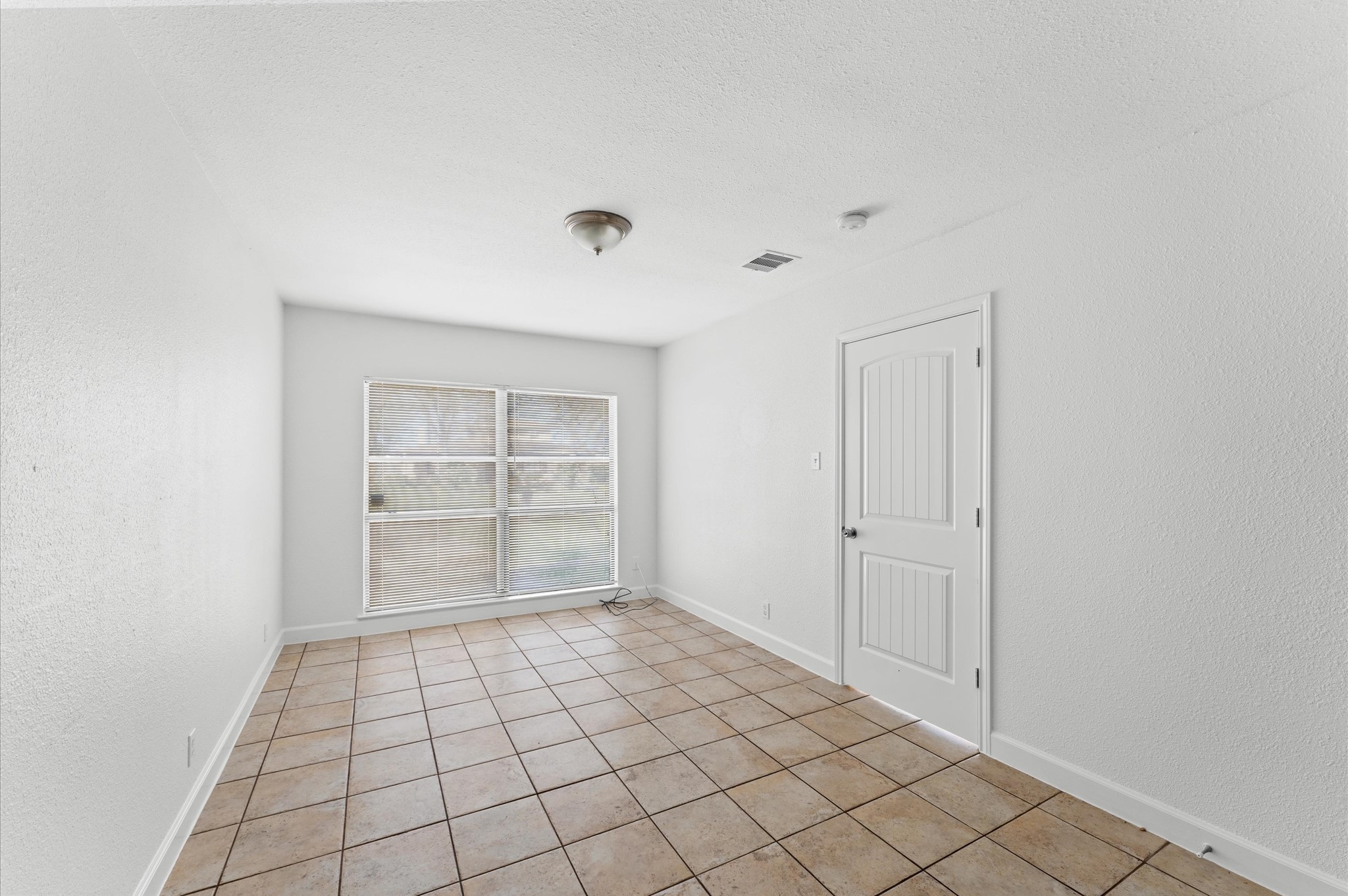 5326 Newkirk Lane Property Photo 10