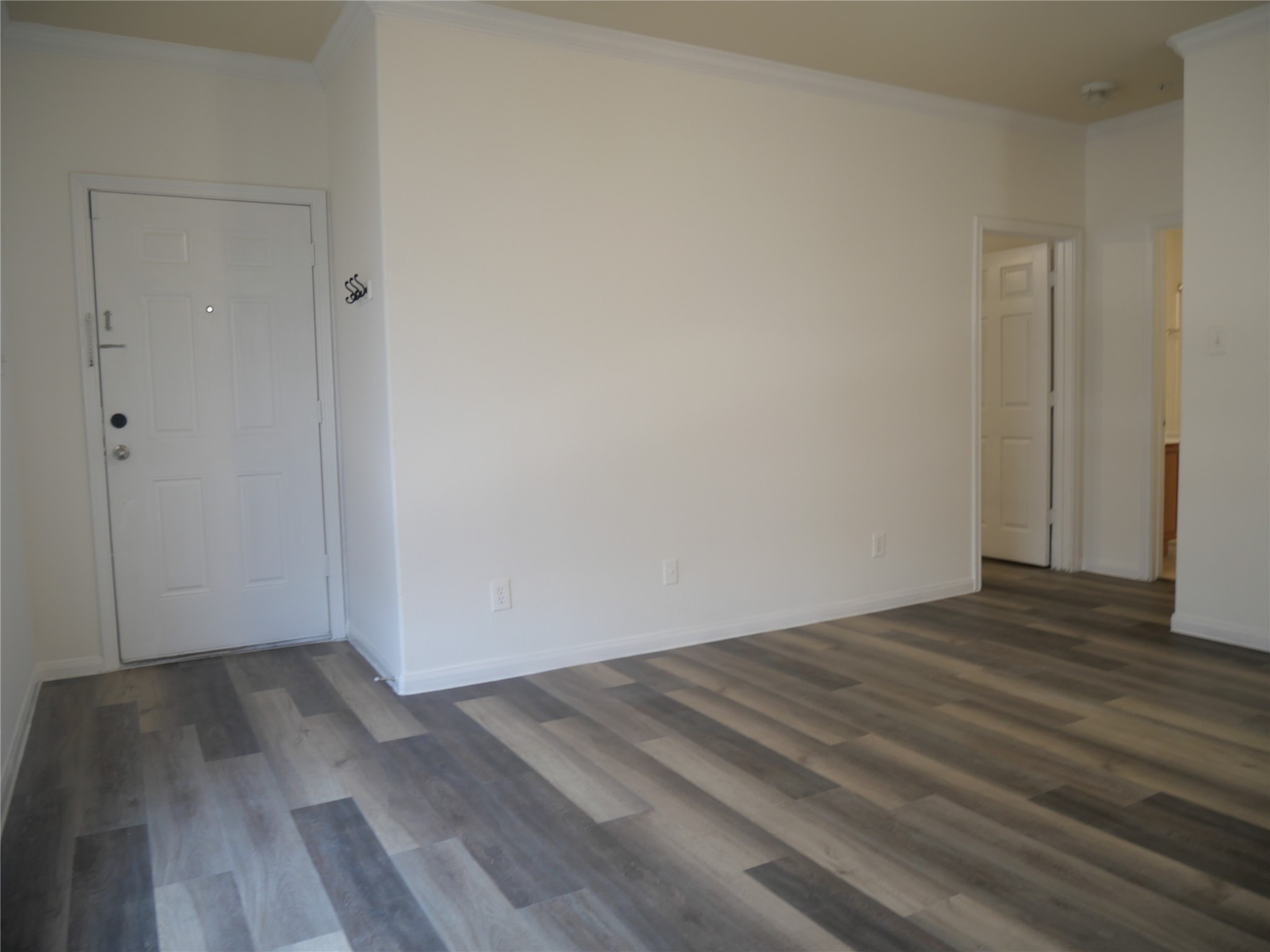6289 Wilcrest Drive 6202 Property Photo 5