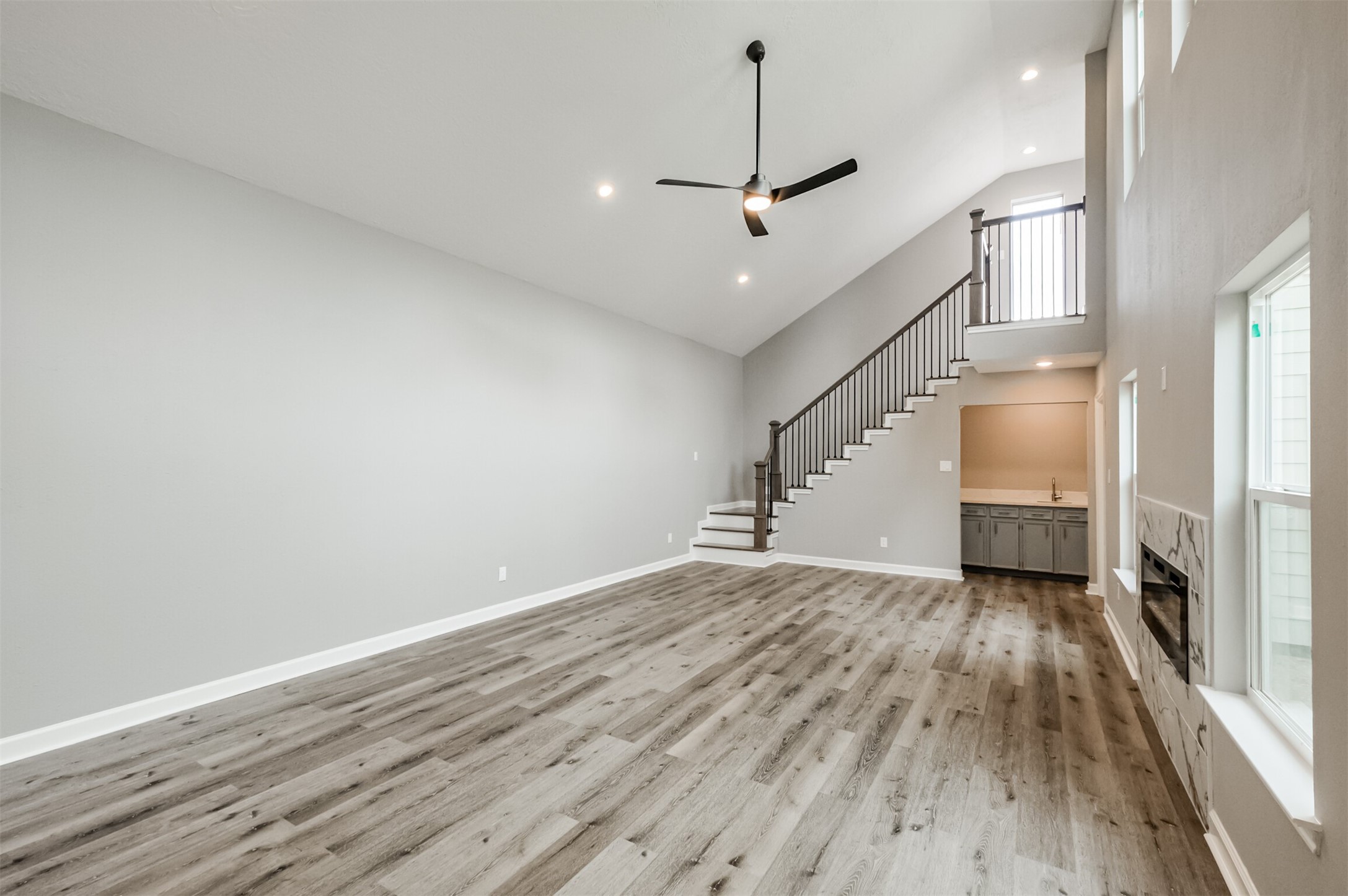 1623 Cherry Ridge Drive Property Photo 3