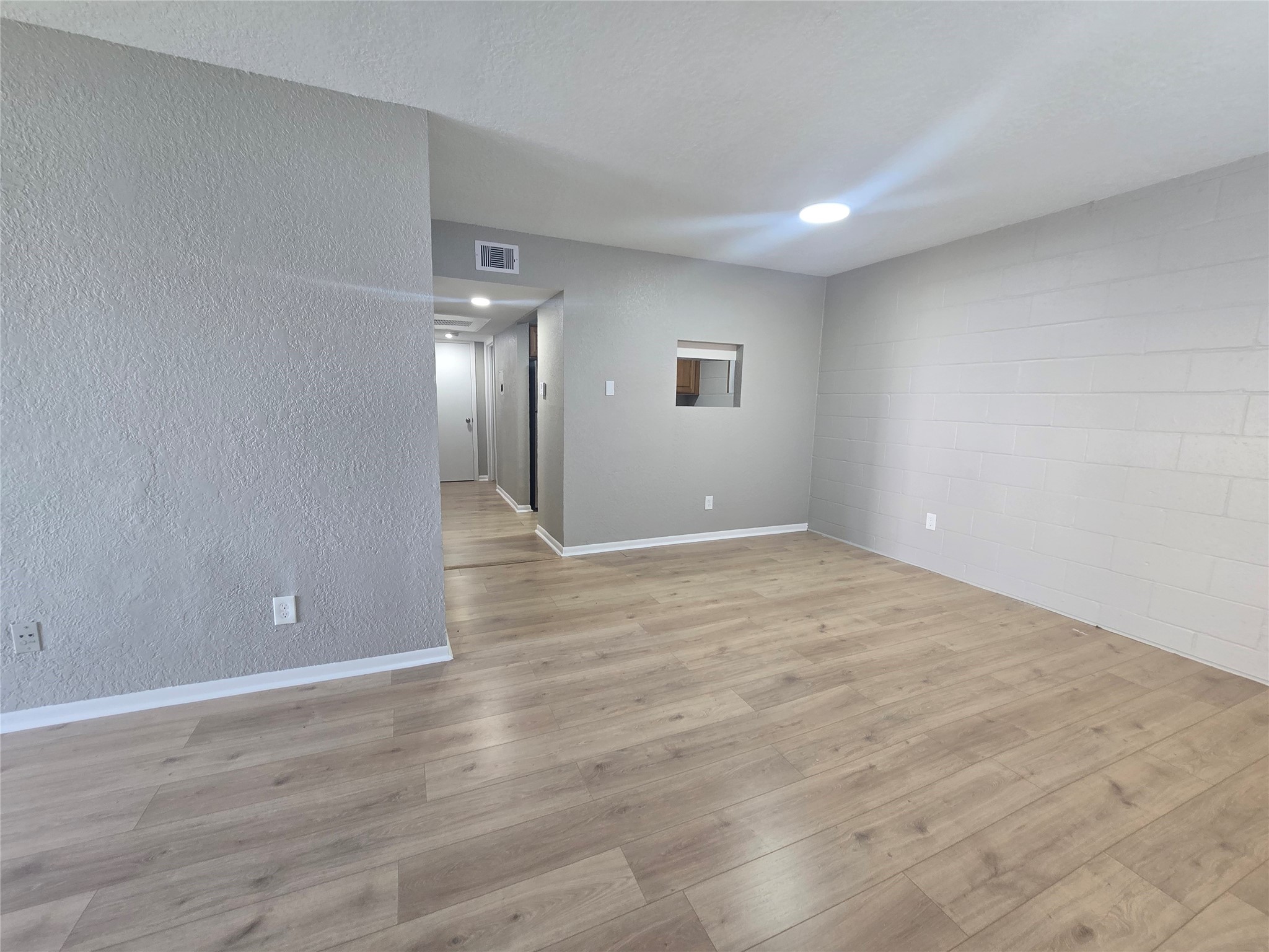 4217 Sealy Avenue 9 Property Photo 8