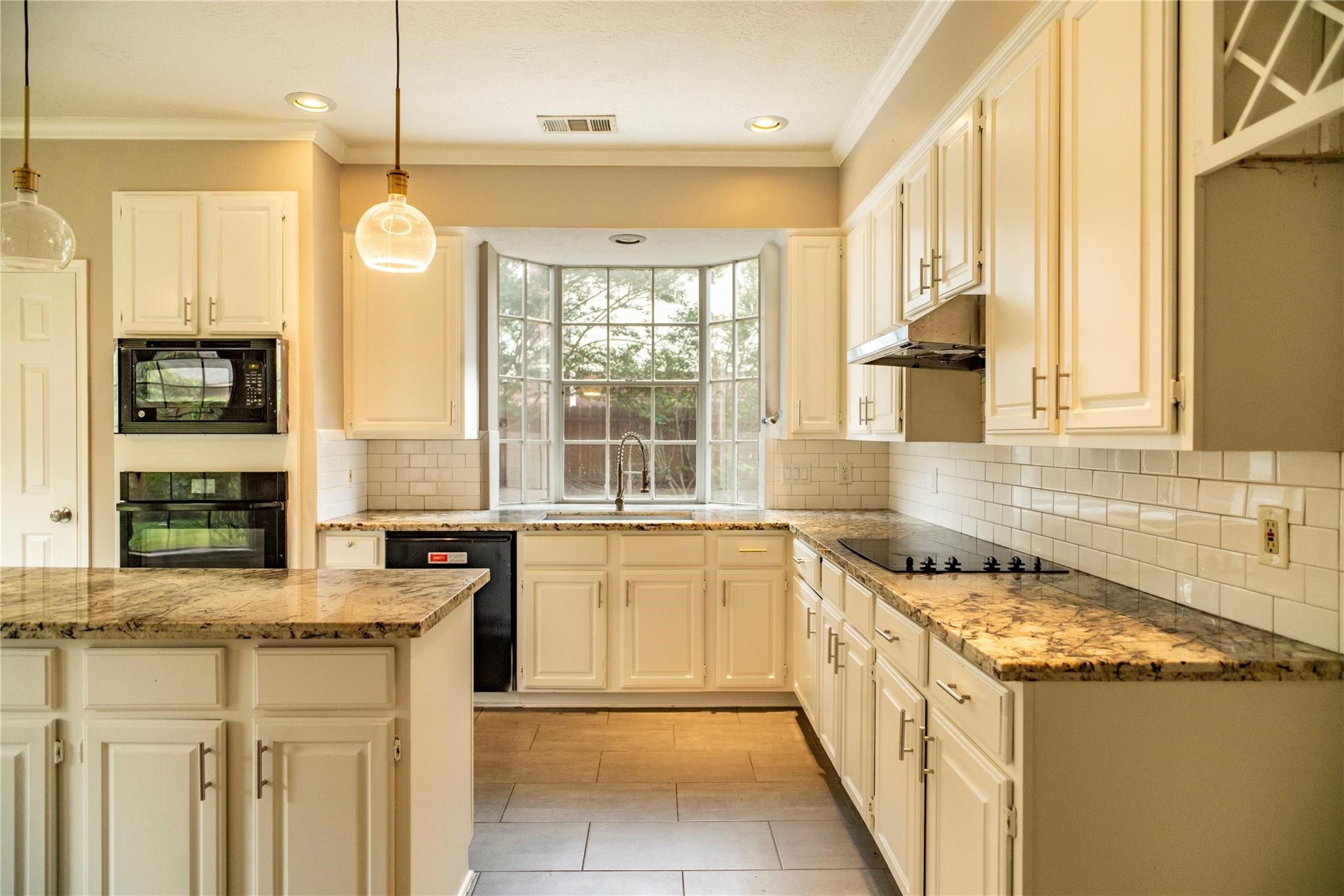 3523 Ashlock Drive Property Photo 12