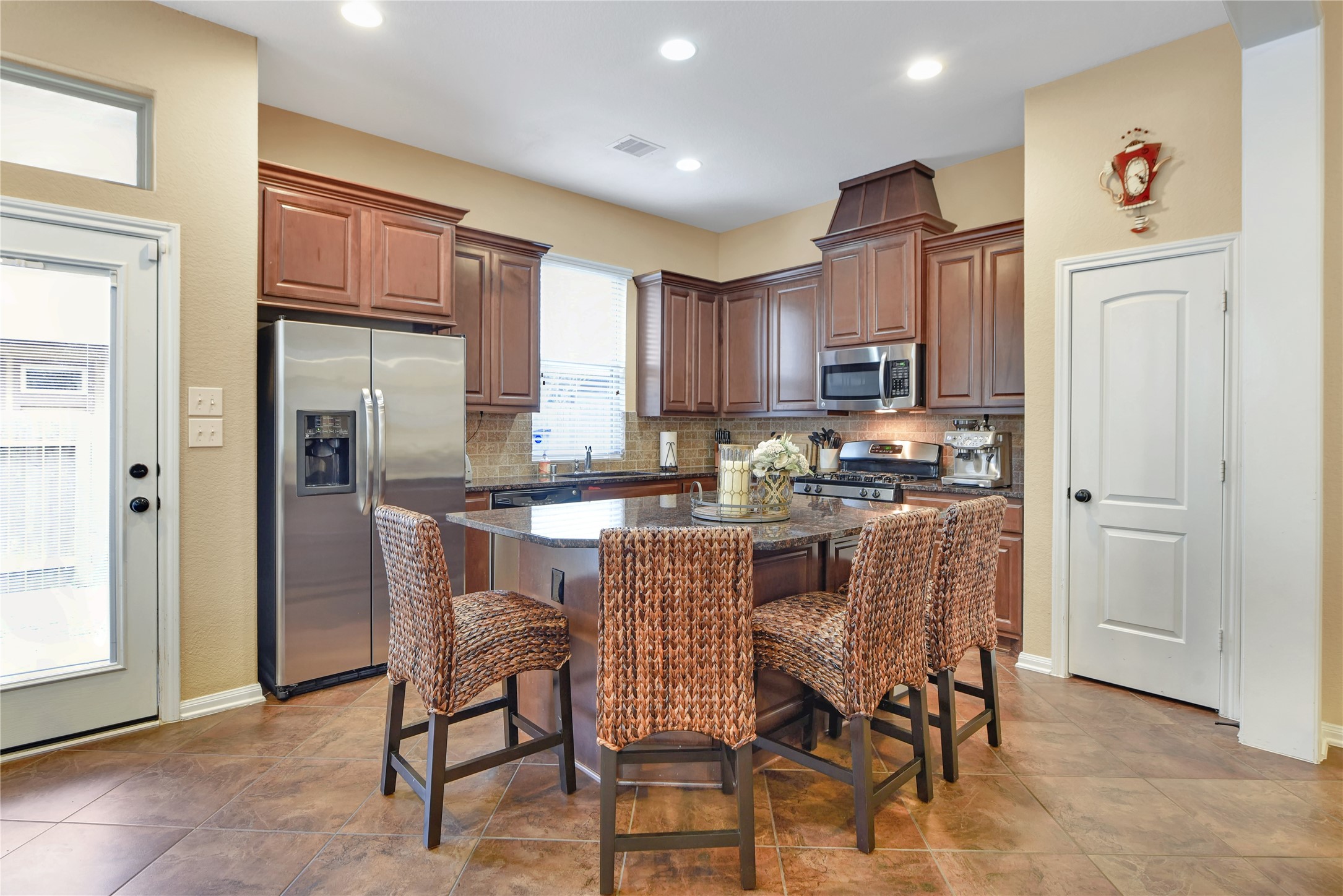 21 Cheswood Manor Drive Property Photo 12