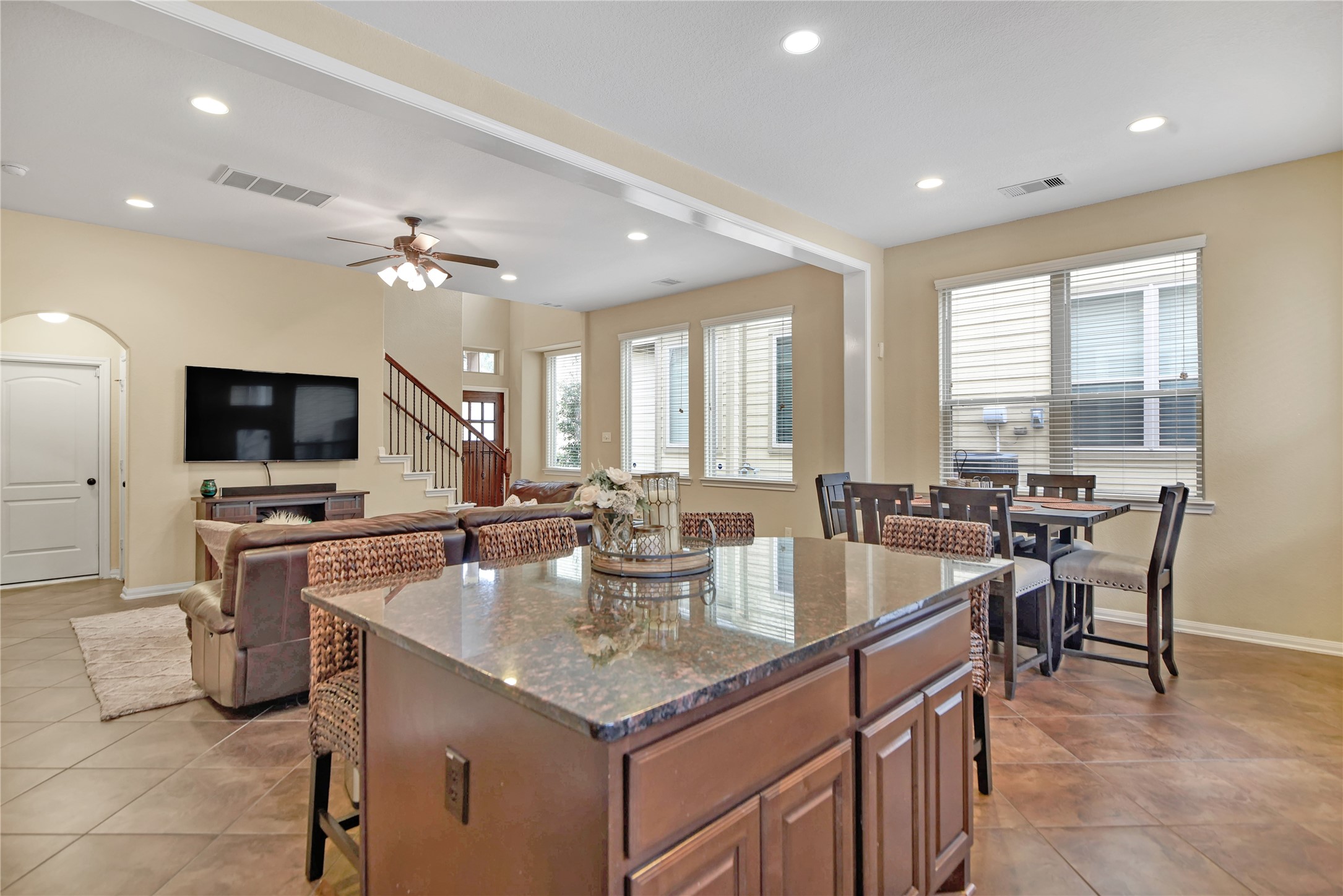 21 Cheswood Manor Drive Property Photo 14