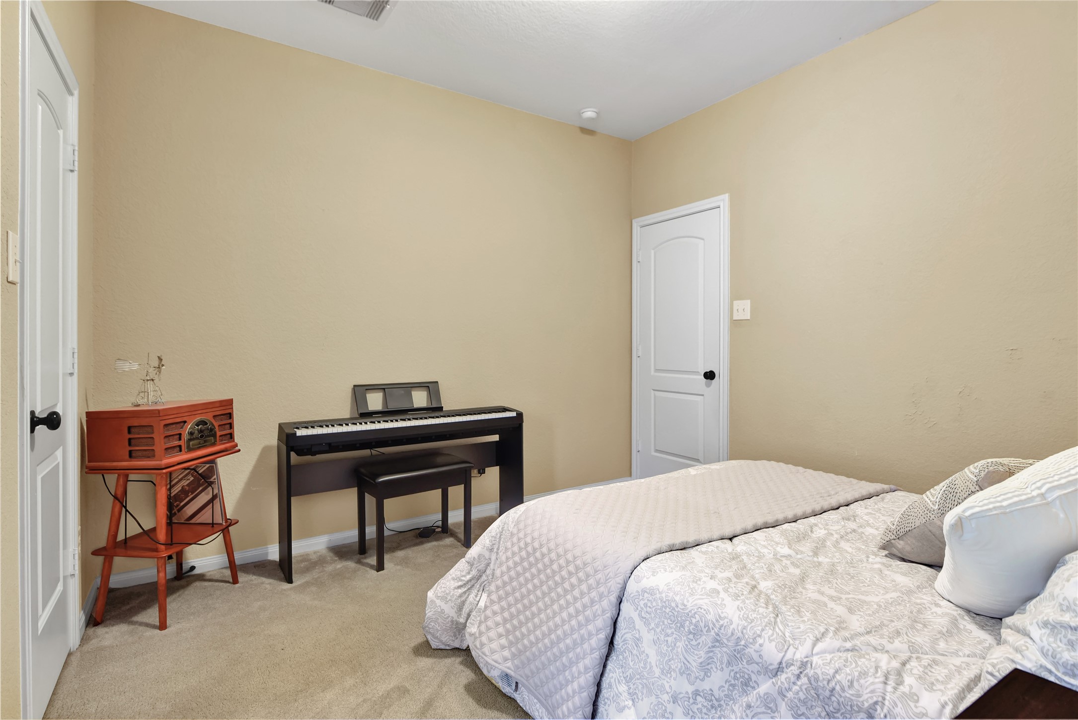 21 Cheswood Manor Drive Property Photo 23