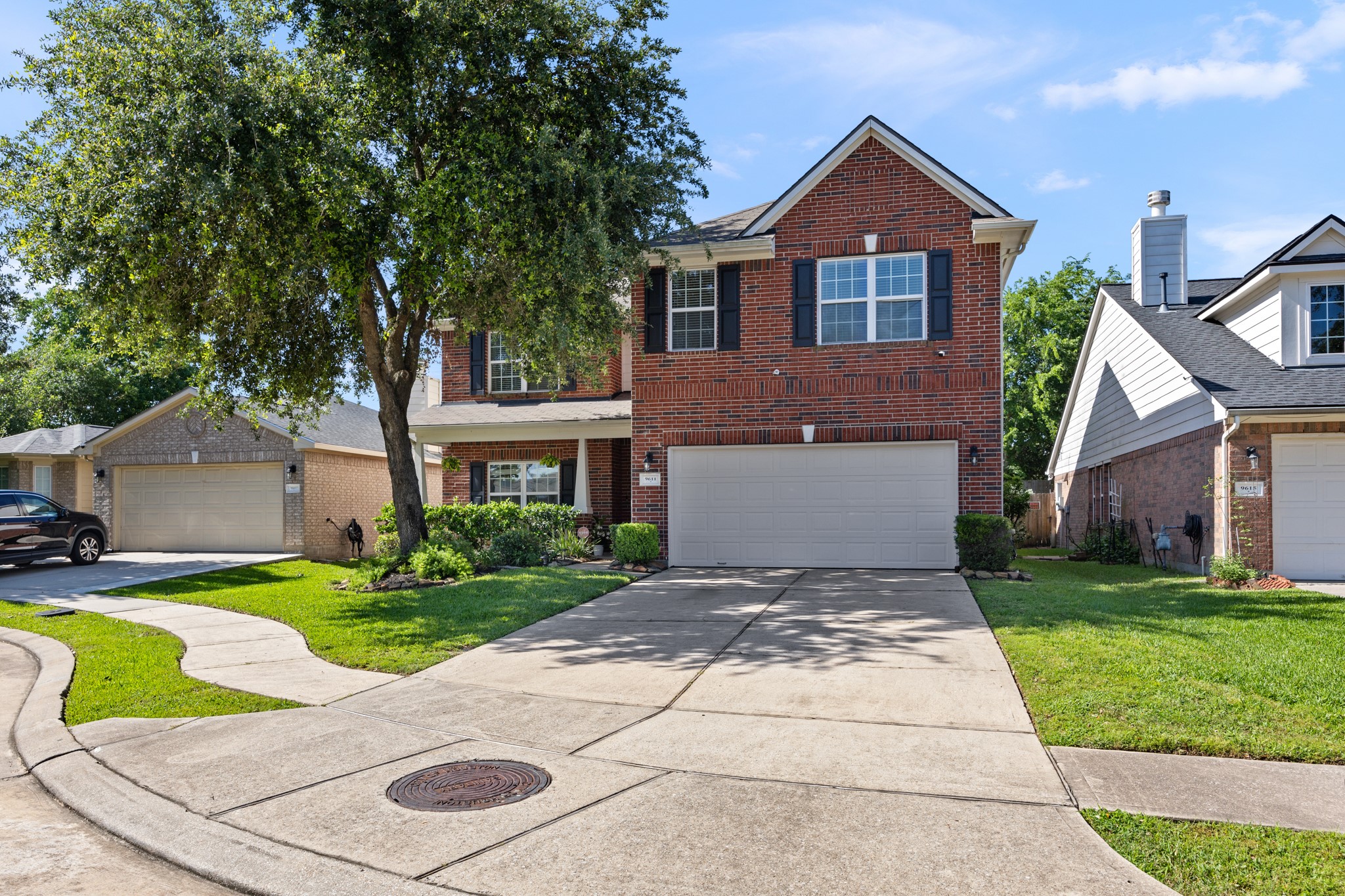 9611 Darbey Trace Drive Property Photo 1
