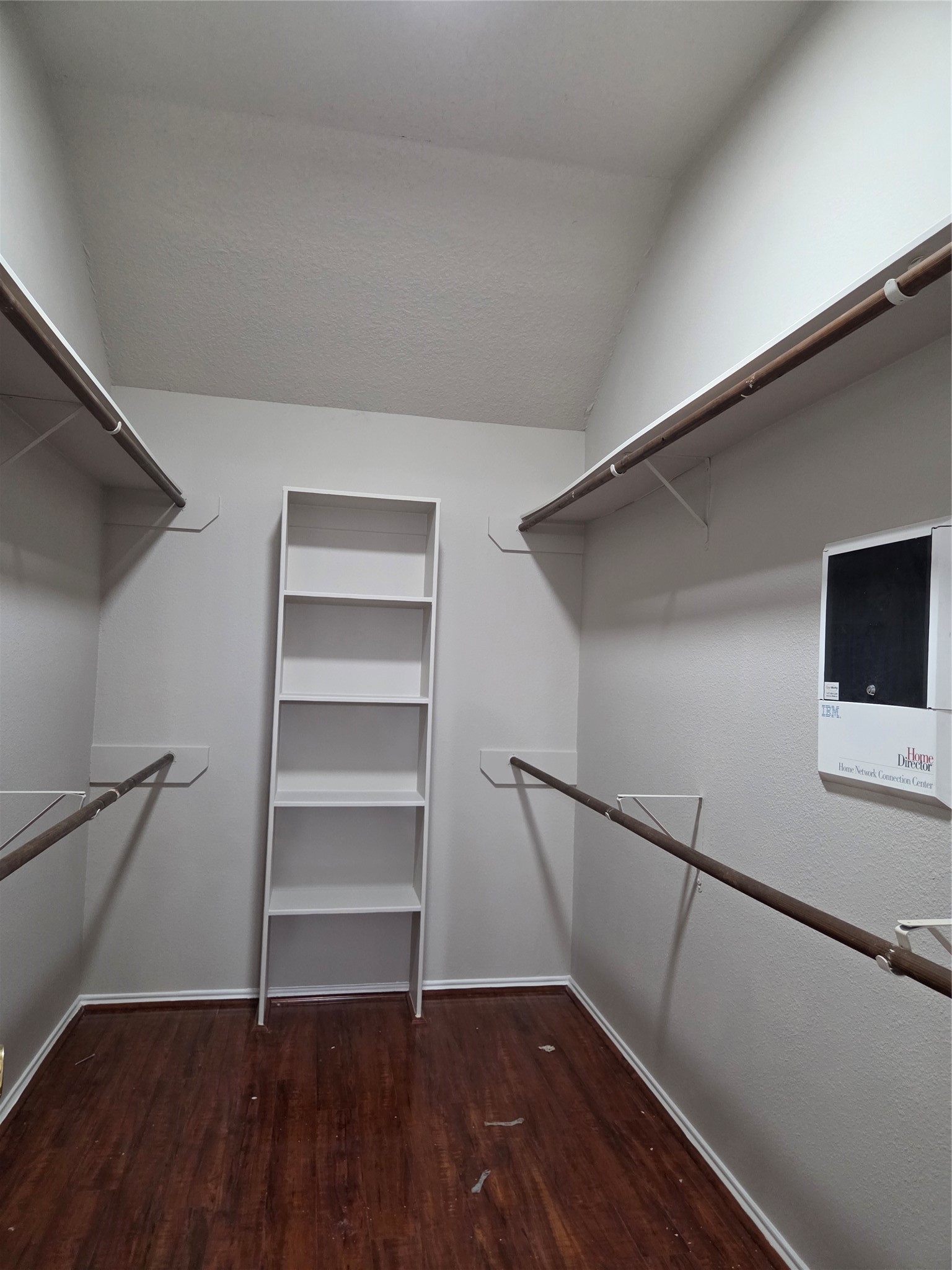 5810 Willow Park Drive Property Photo 14
