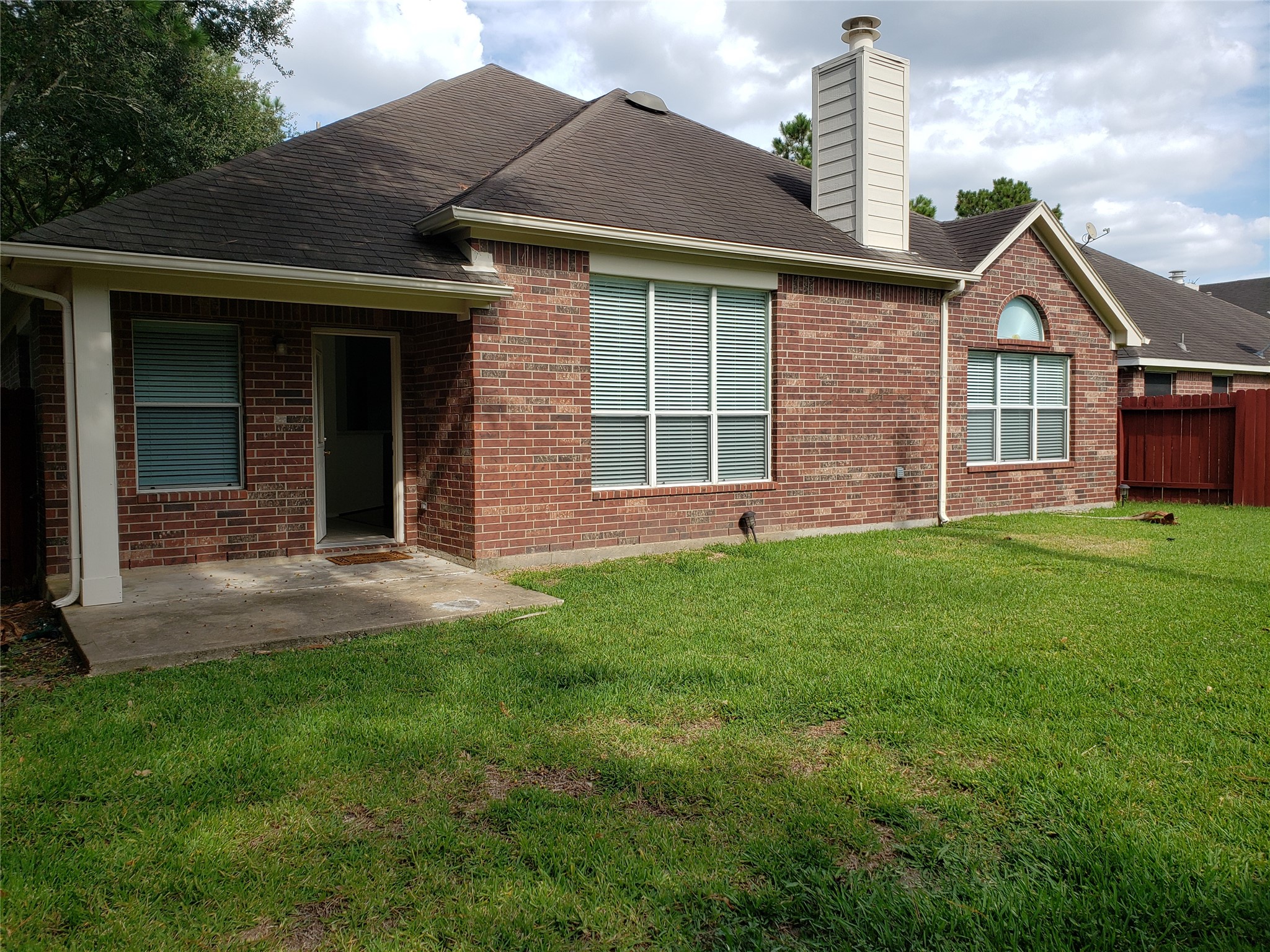 5810 Willow Park Drive Property Photo 22
