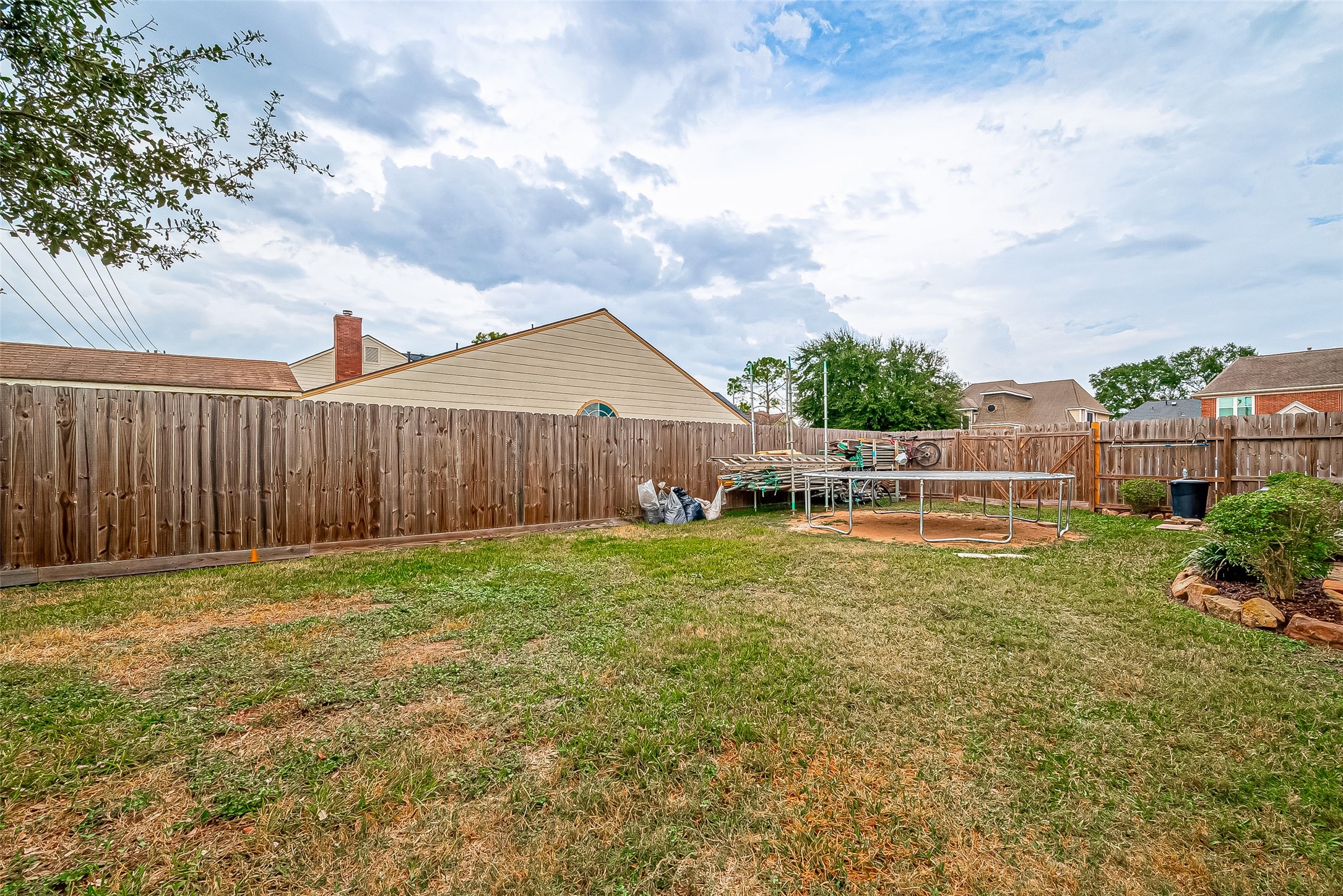 1918 Dublin Drive Property Photo 32