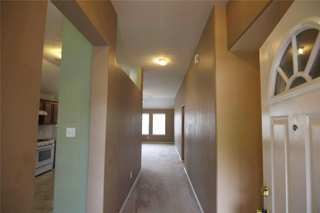12259 Noco Drive Property Photo 4