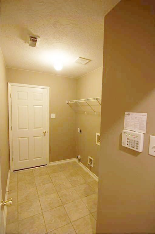 12259 Noco Drive Property Photo 20