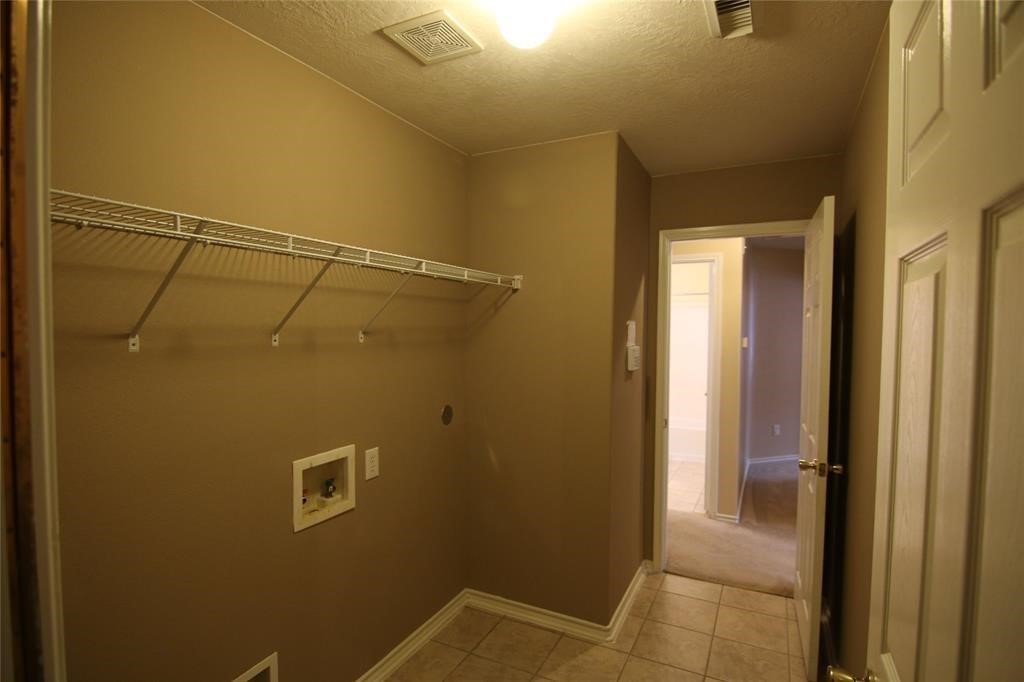 12259 Noco Drive Property Photo 21