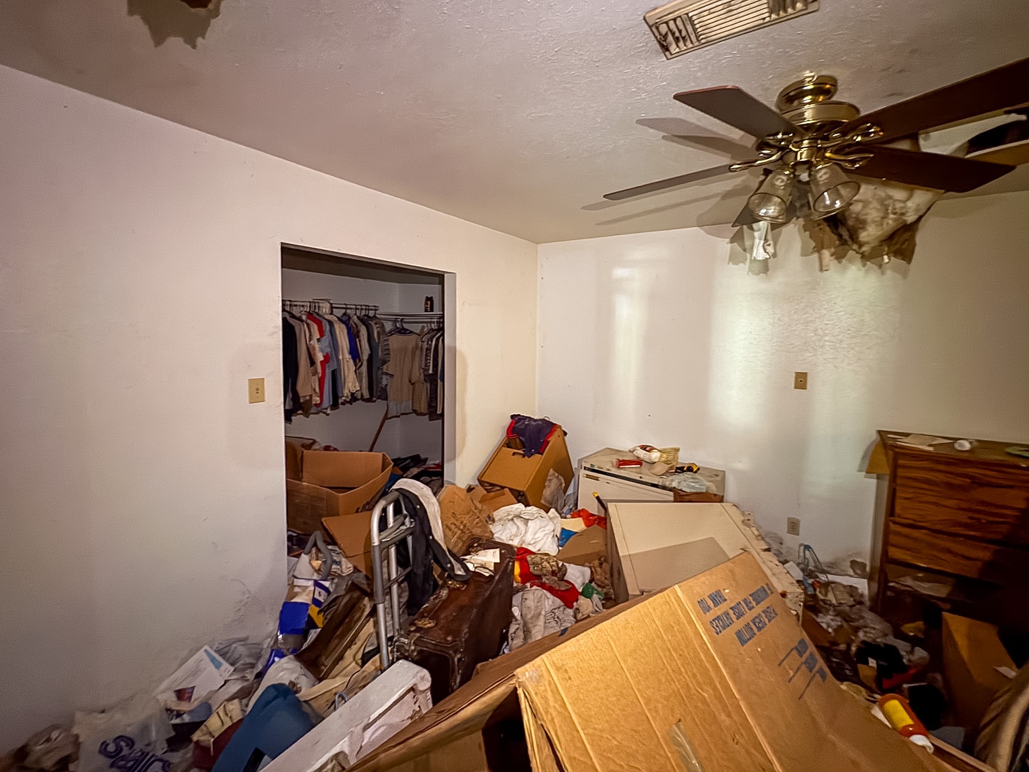 9232 Kelburn Drive Property Photo 4