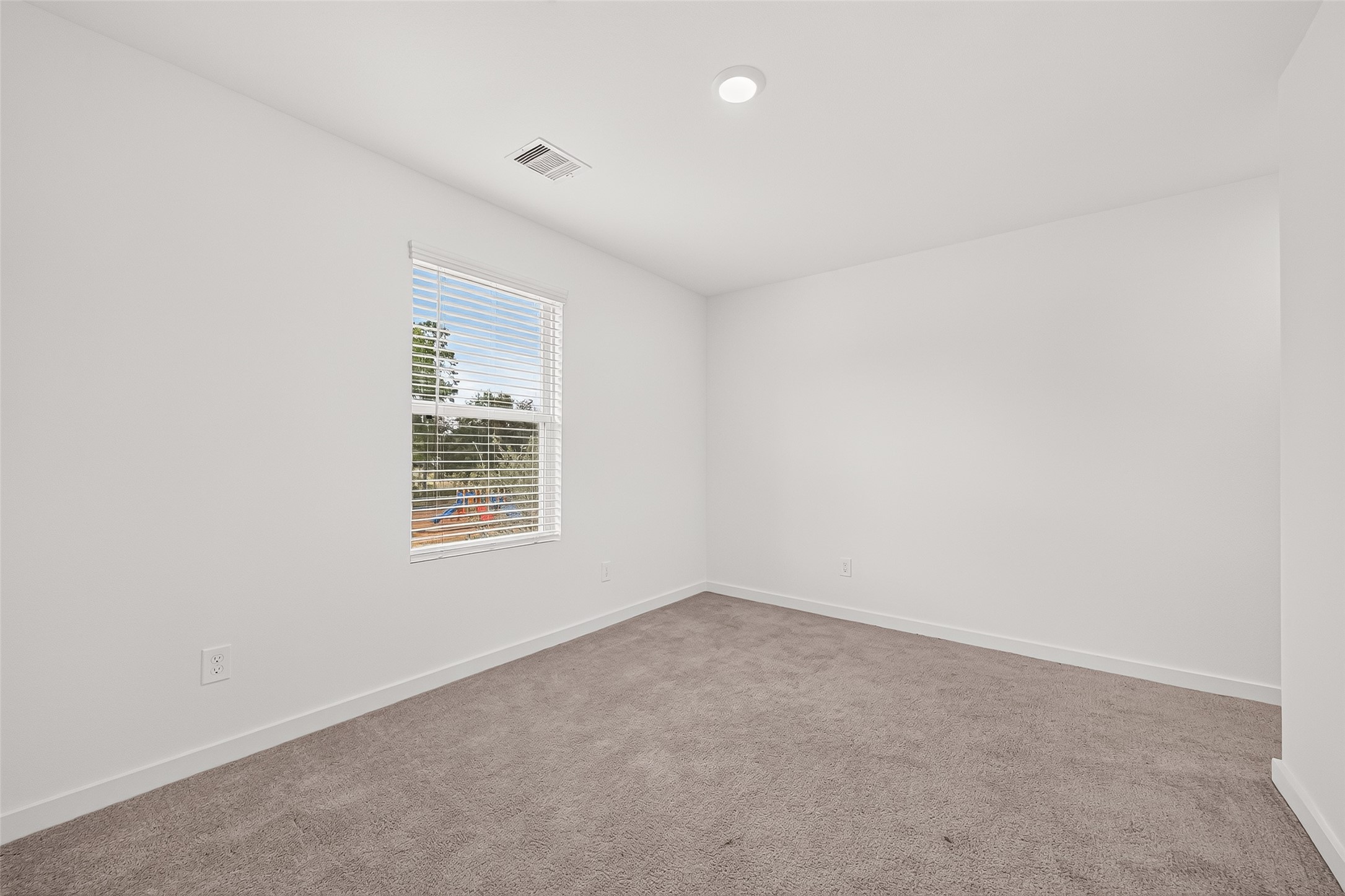 2714 Discovery Trails Court Property Photo 25