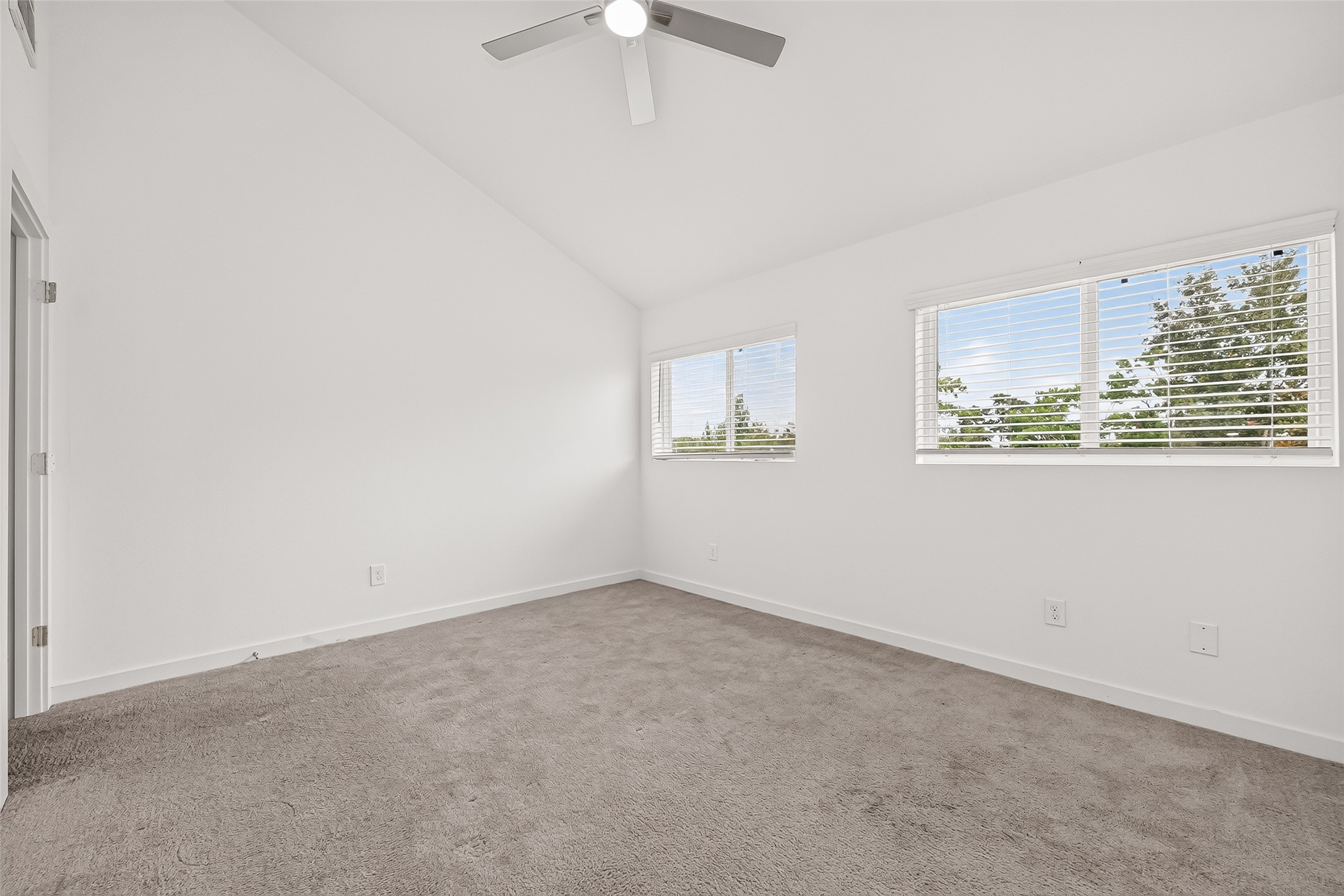 2714 Discovery Trails Court Property Photo 34