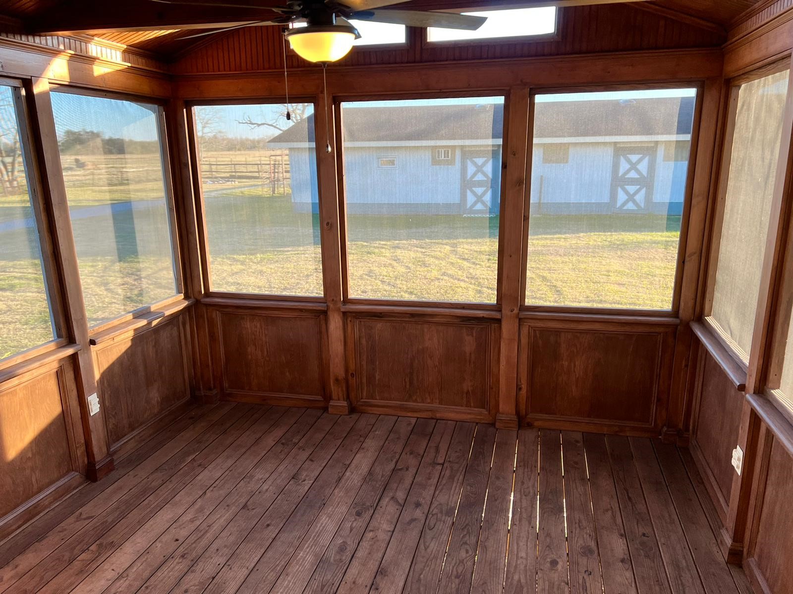 4318 E Fm 1462 Road Property Photo 4