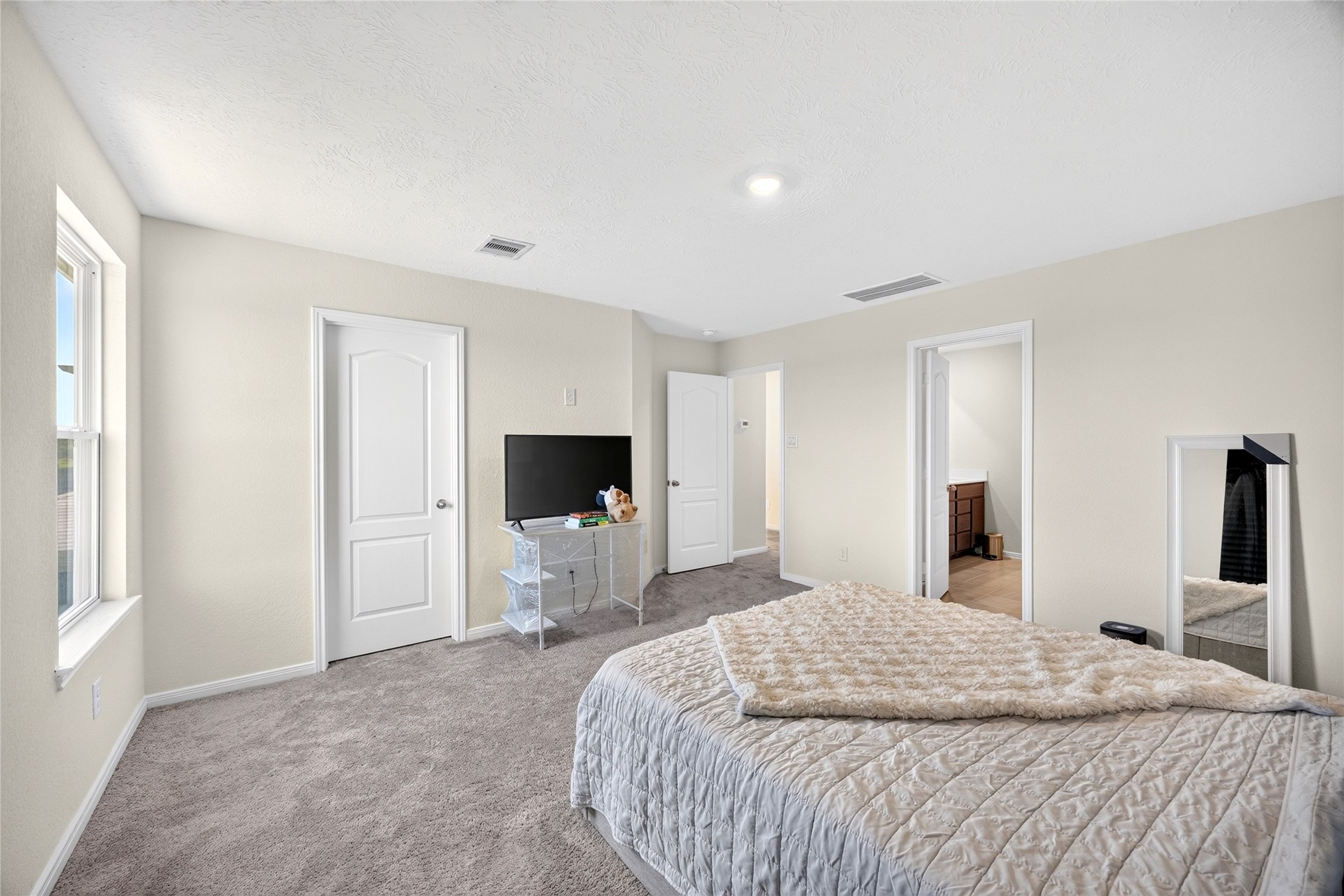 25231 Benroe Street Property Photo 20