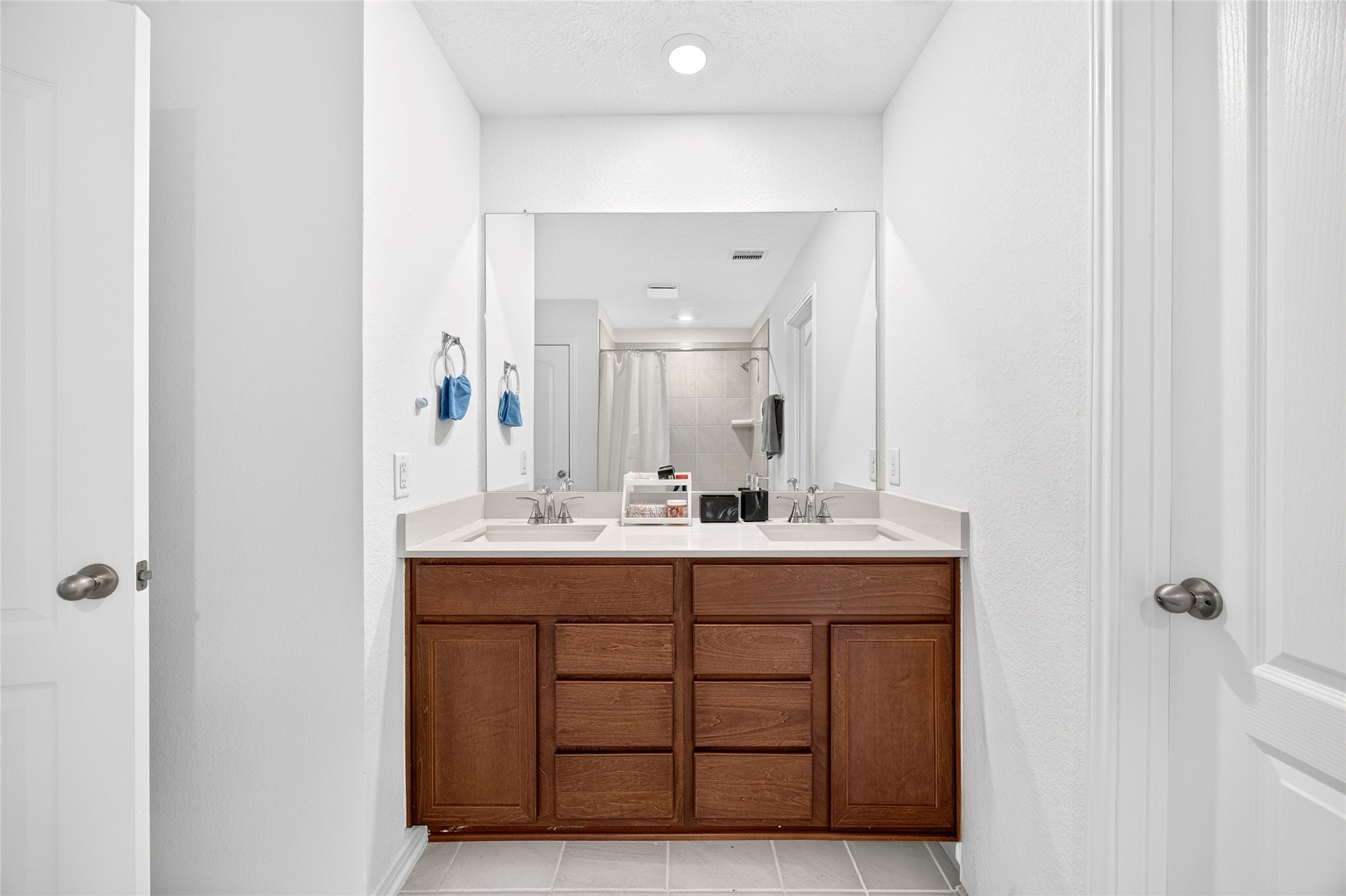 25231 Benroe Street Property Photo 21