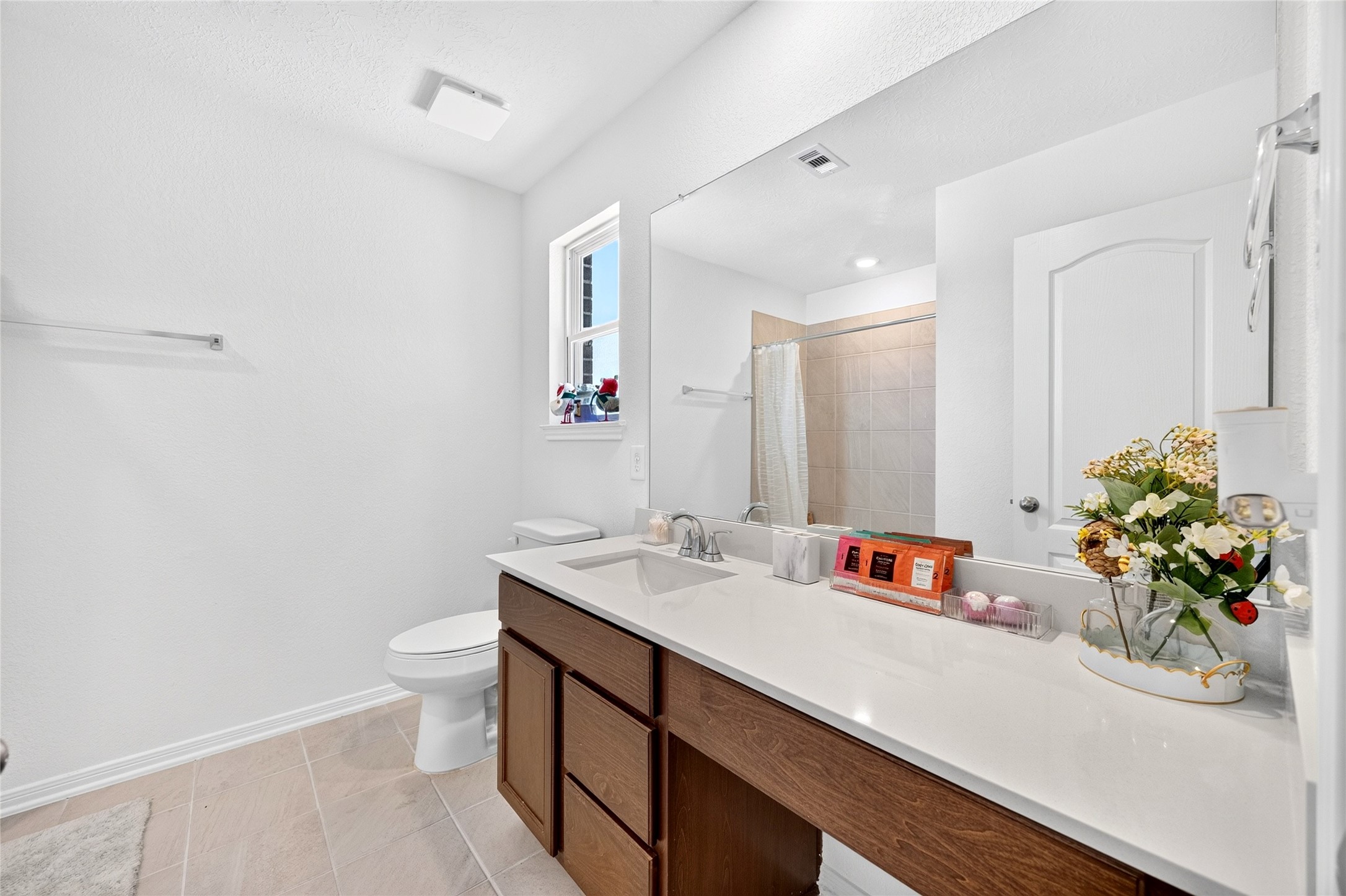 25231 Benroe Street Property Photo 27