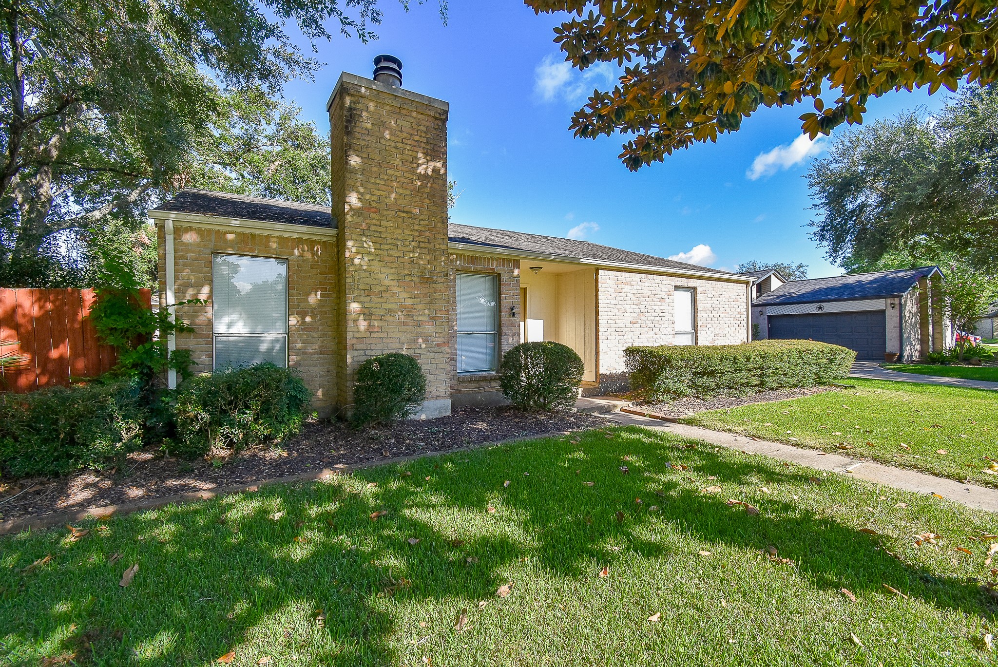 1918 Liberty Point Lane Property Photo 1