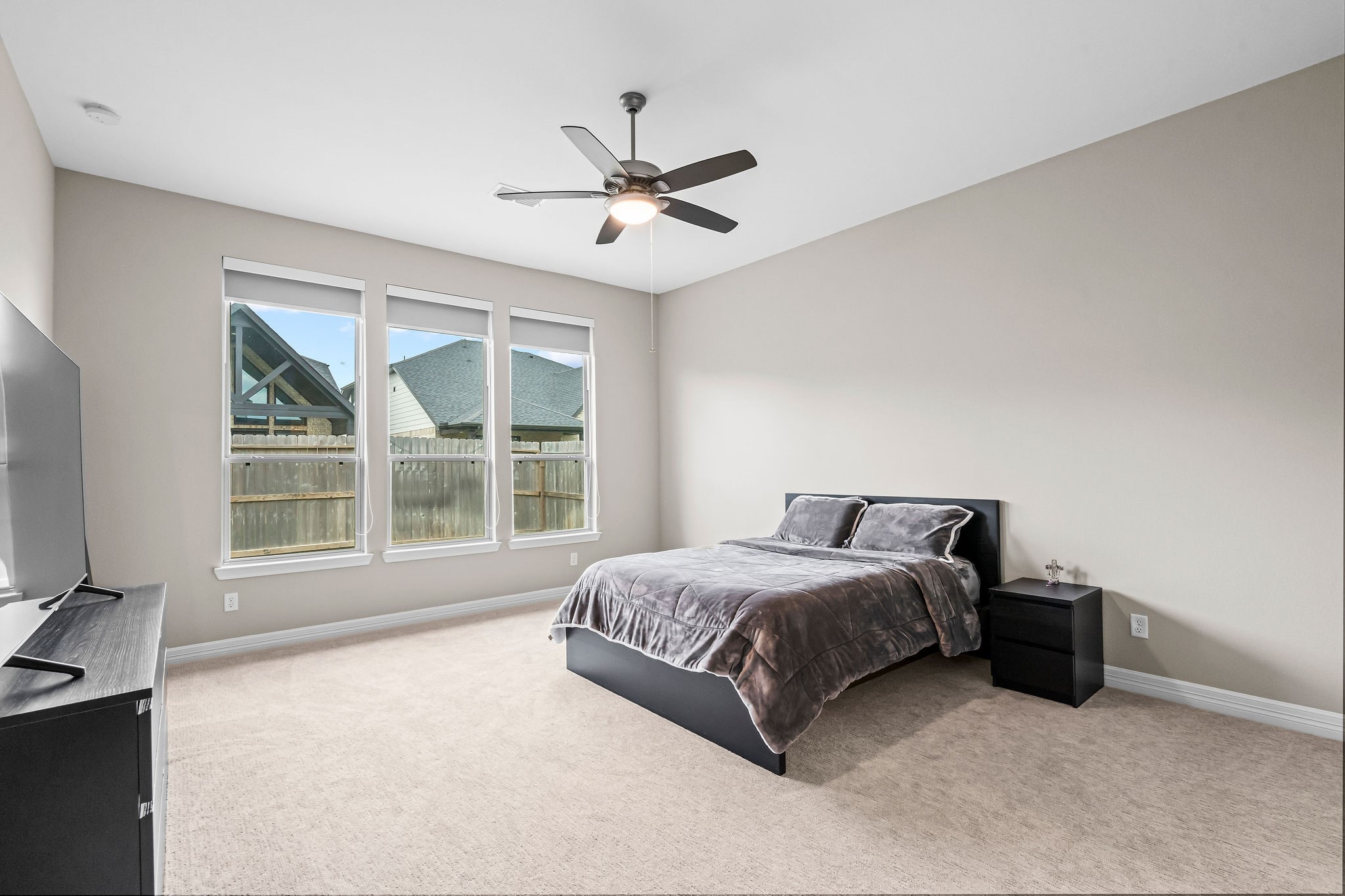 4106 Sherman Oak Lane Property Photo 16