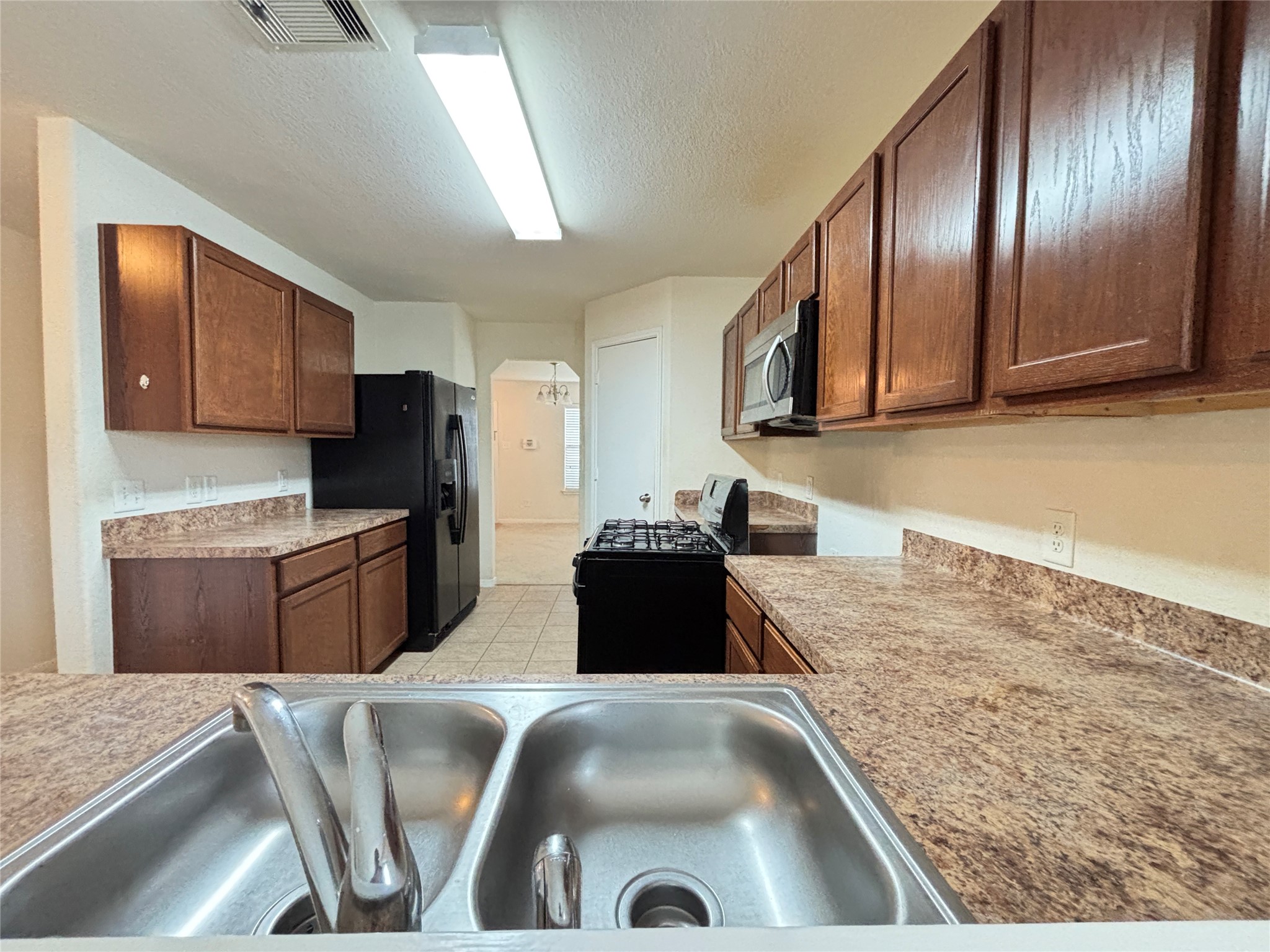 2803 Mustang Hill Lane Property Photo 18