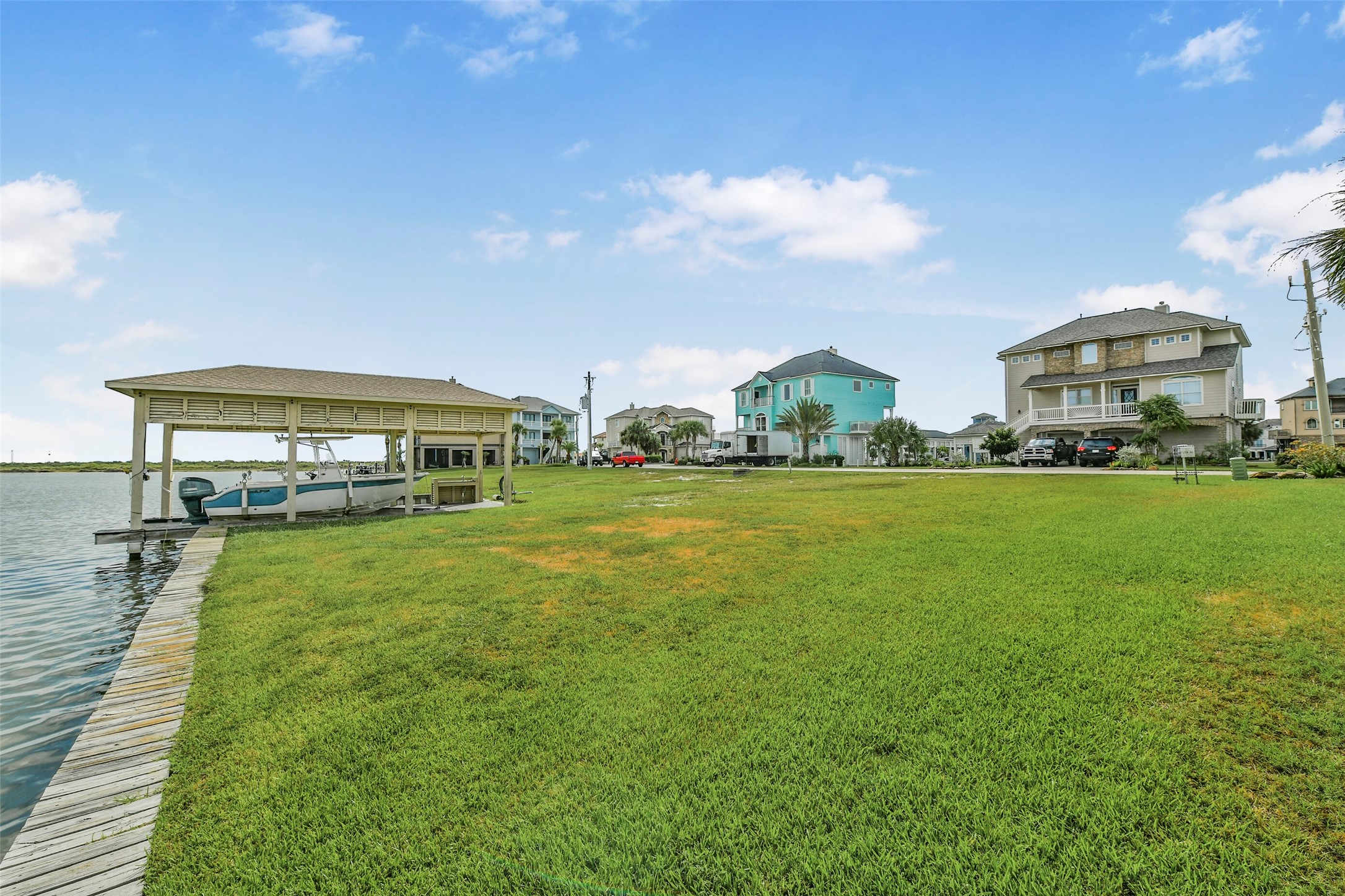 22 Fleming Property Photo 18