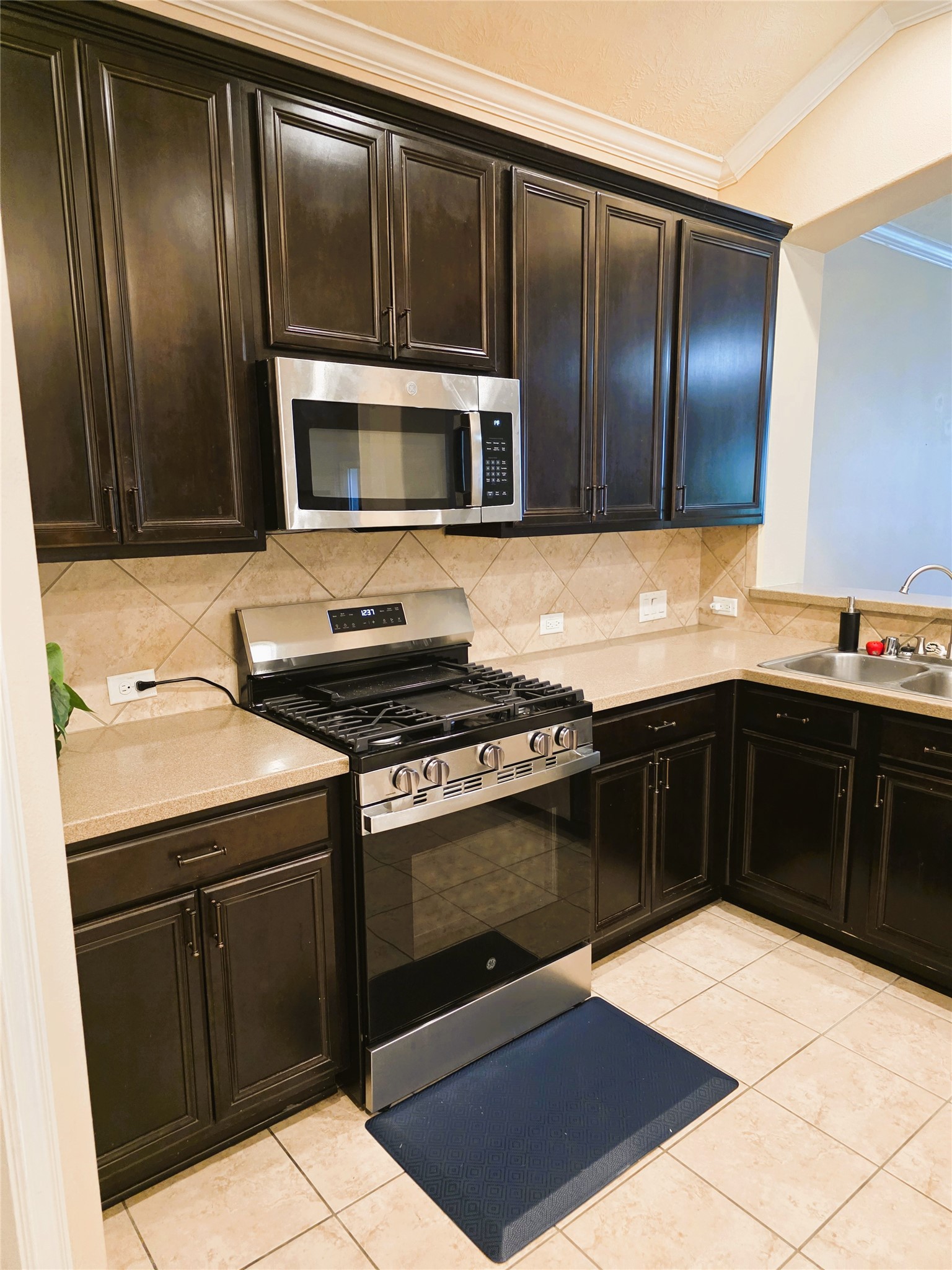 24039 Clipper Hill Lane Property Photo 12