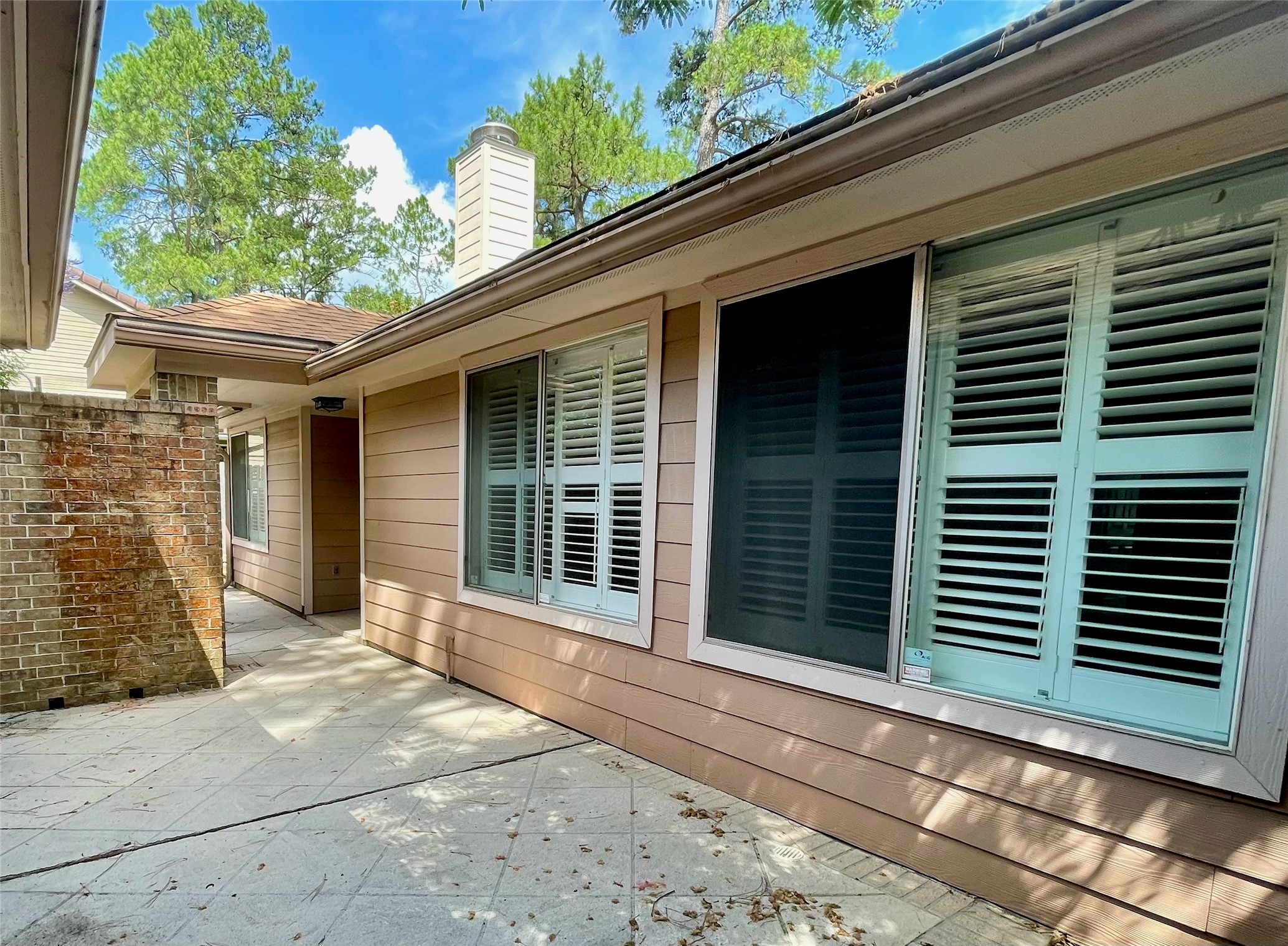3602 Chapel Square Drive Property Photo 4