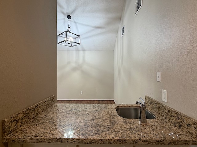 3602 Chapel Square Drive Property Photo 16