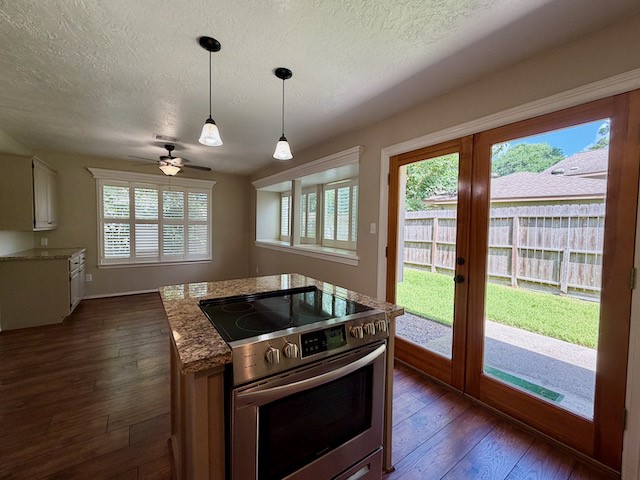 3602 Chapel Square Drive Property Photo 18