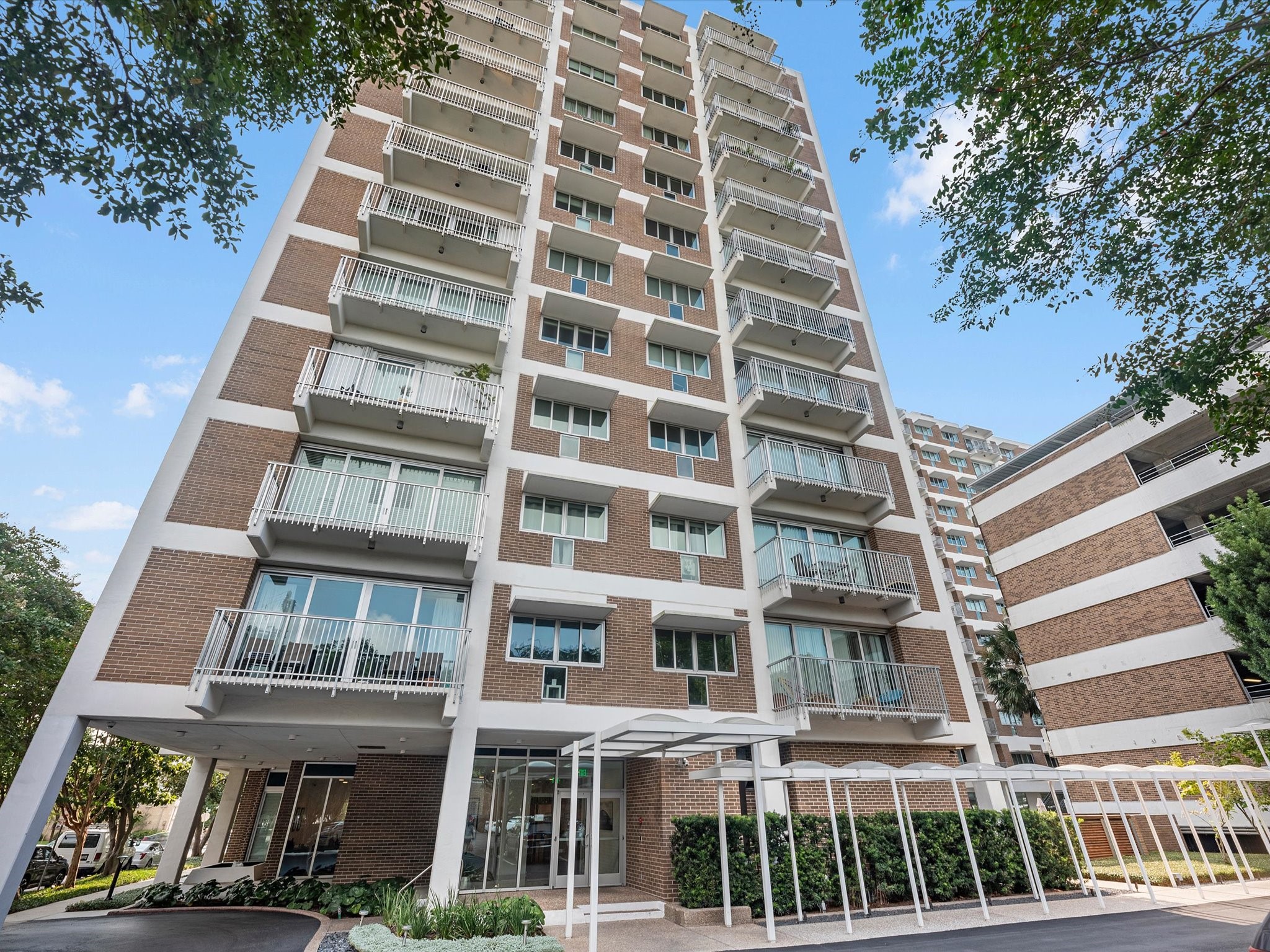 3600 Montrose Boulevard 1209 Property Photo 1