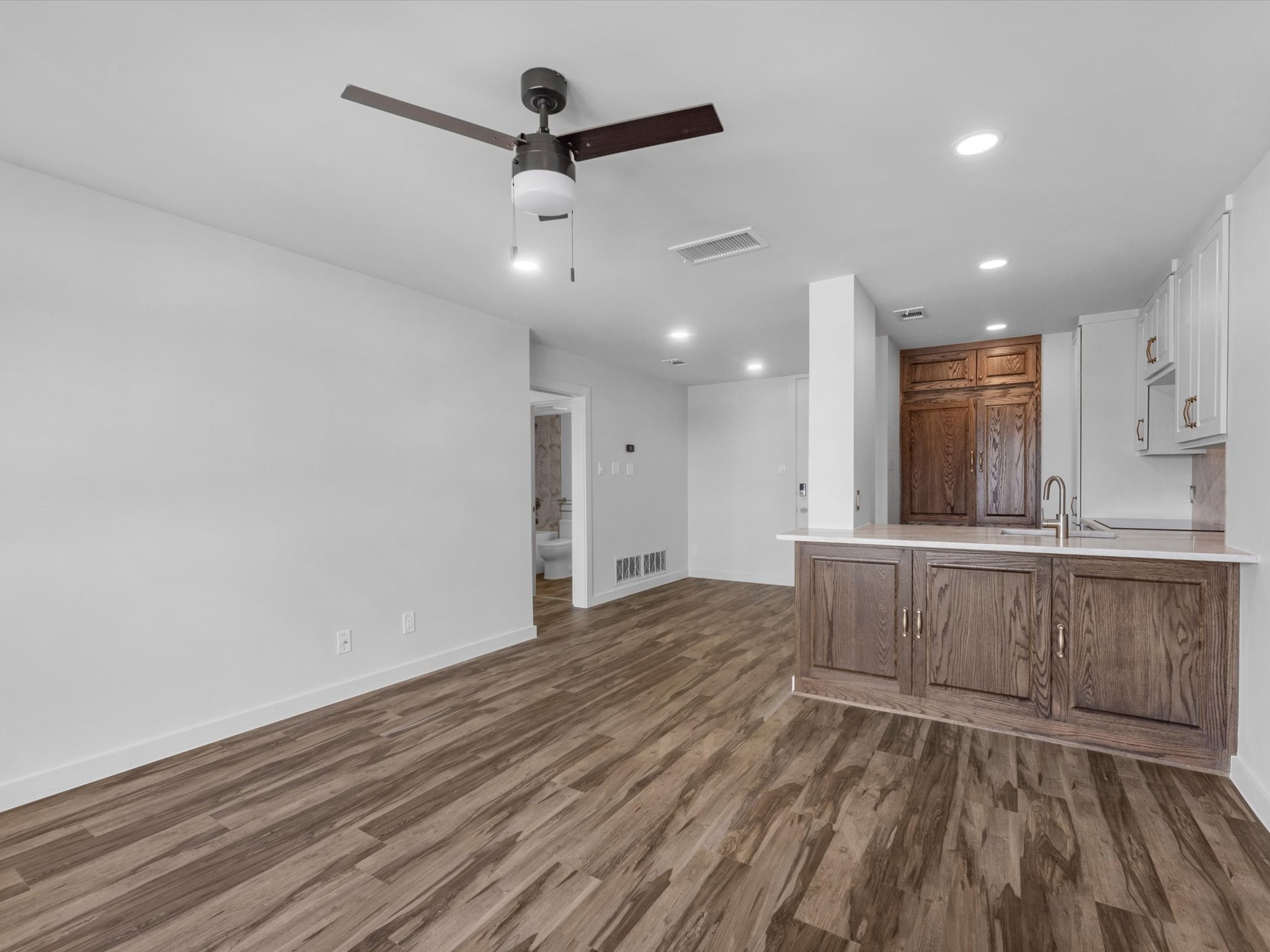 3600 Montrose Boulevard 1209 Property Photo 6