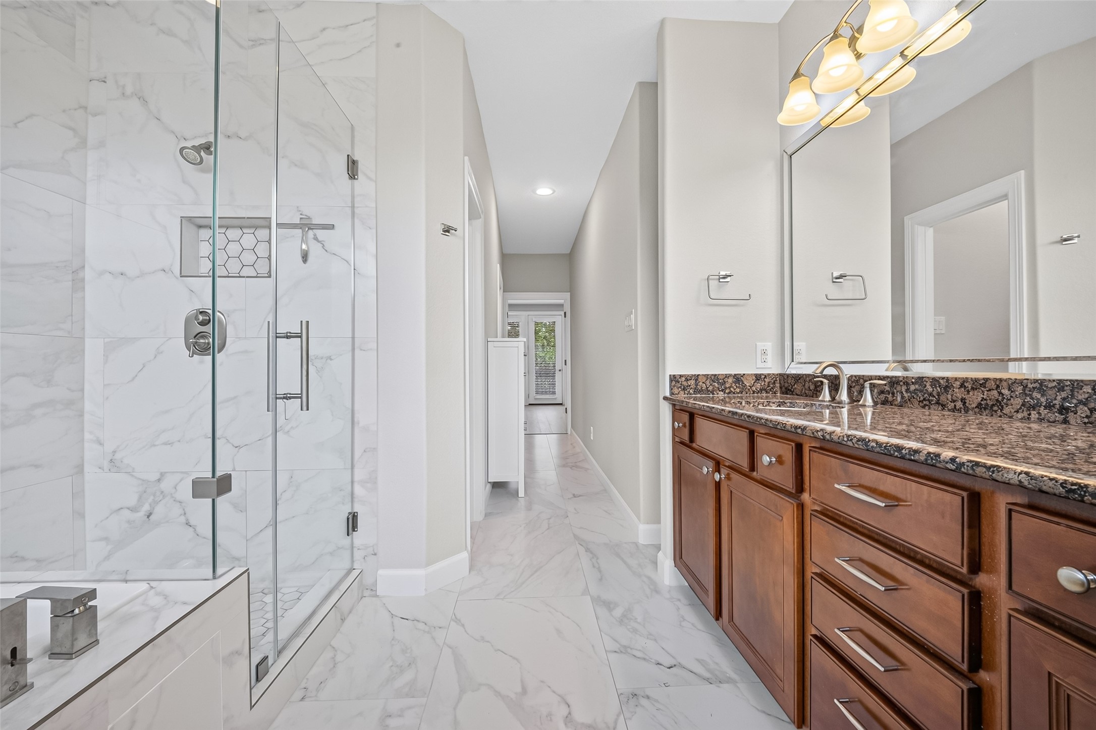 2811 Clay Street Property Photo 48
