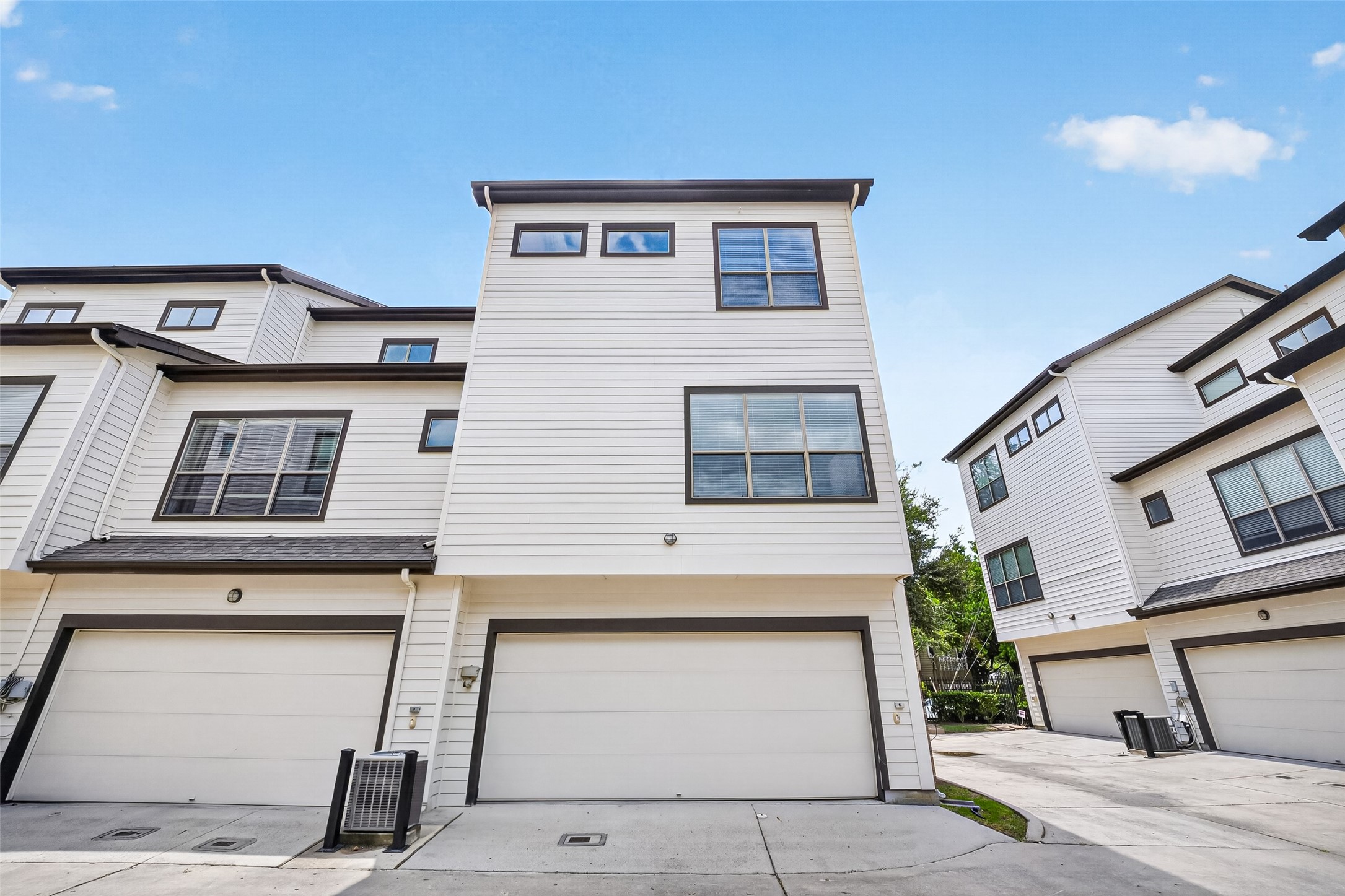 2811 Clay Street Property Photo 50
