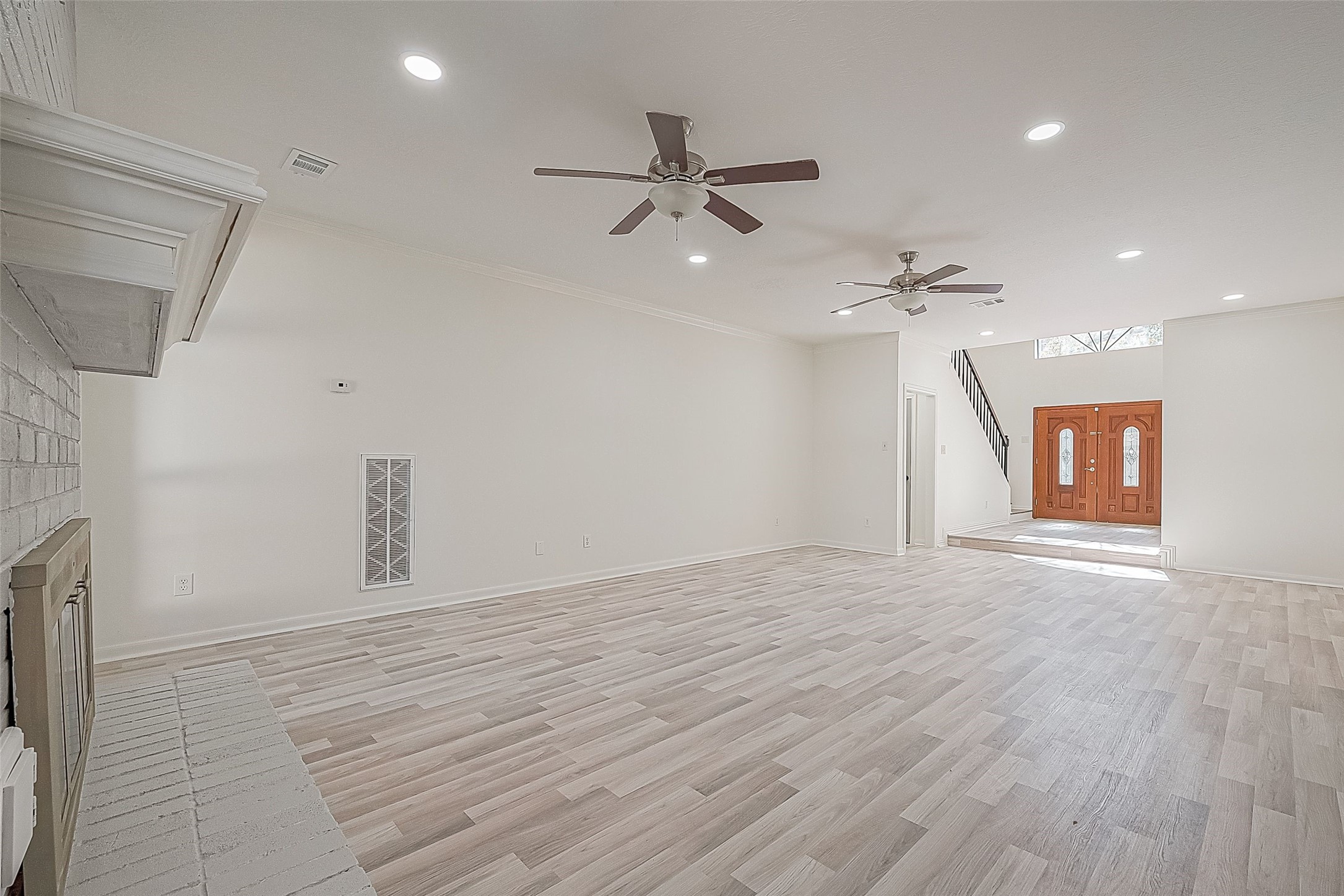1015 Sugar Lakes Drive Property Photo 7