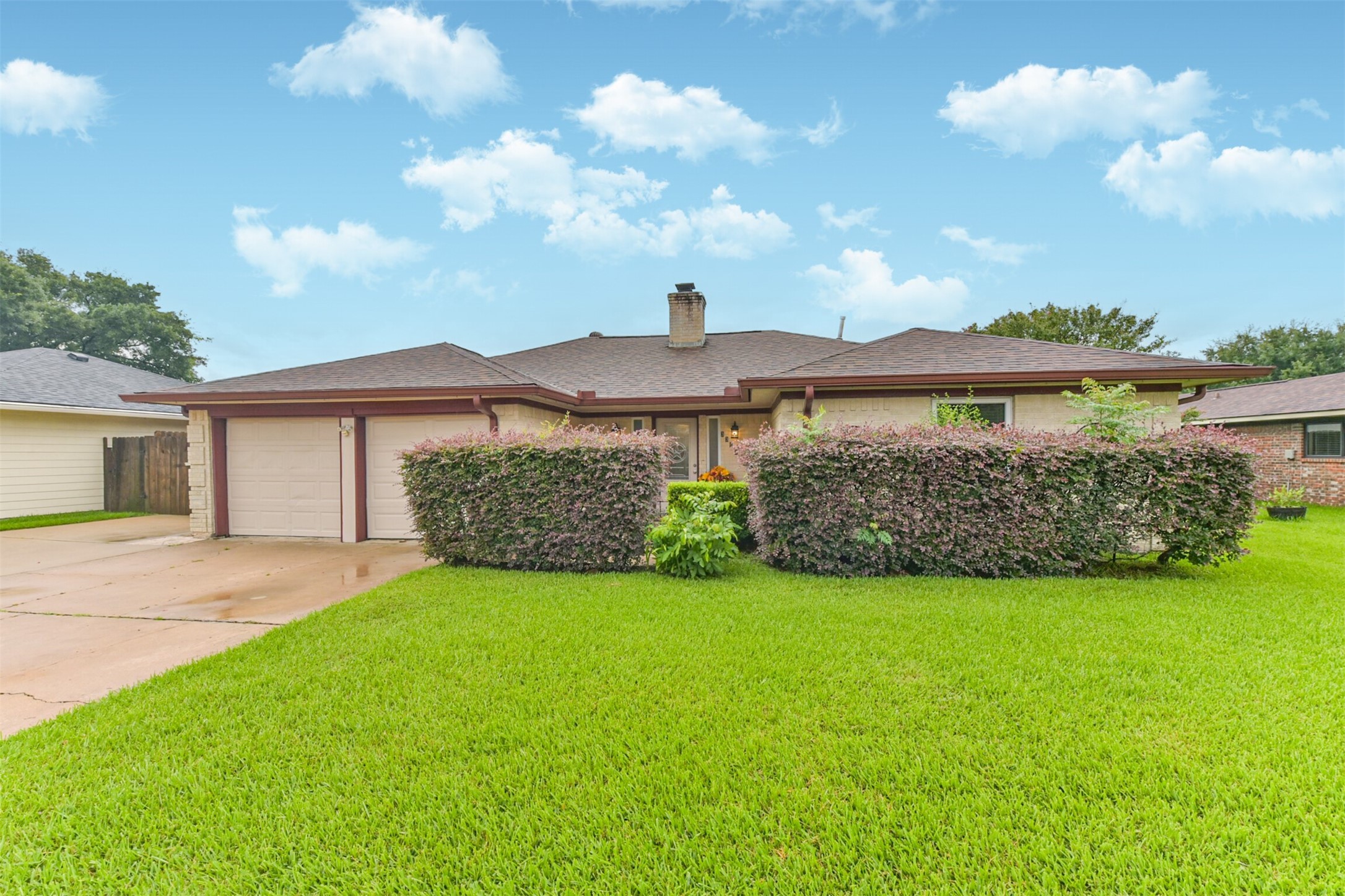 3313 Park Dale Drive Property Photo 1