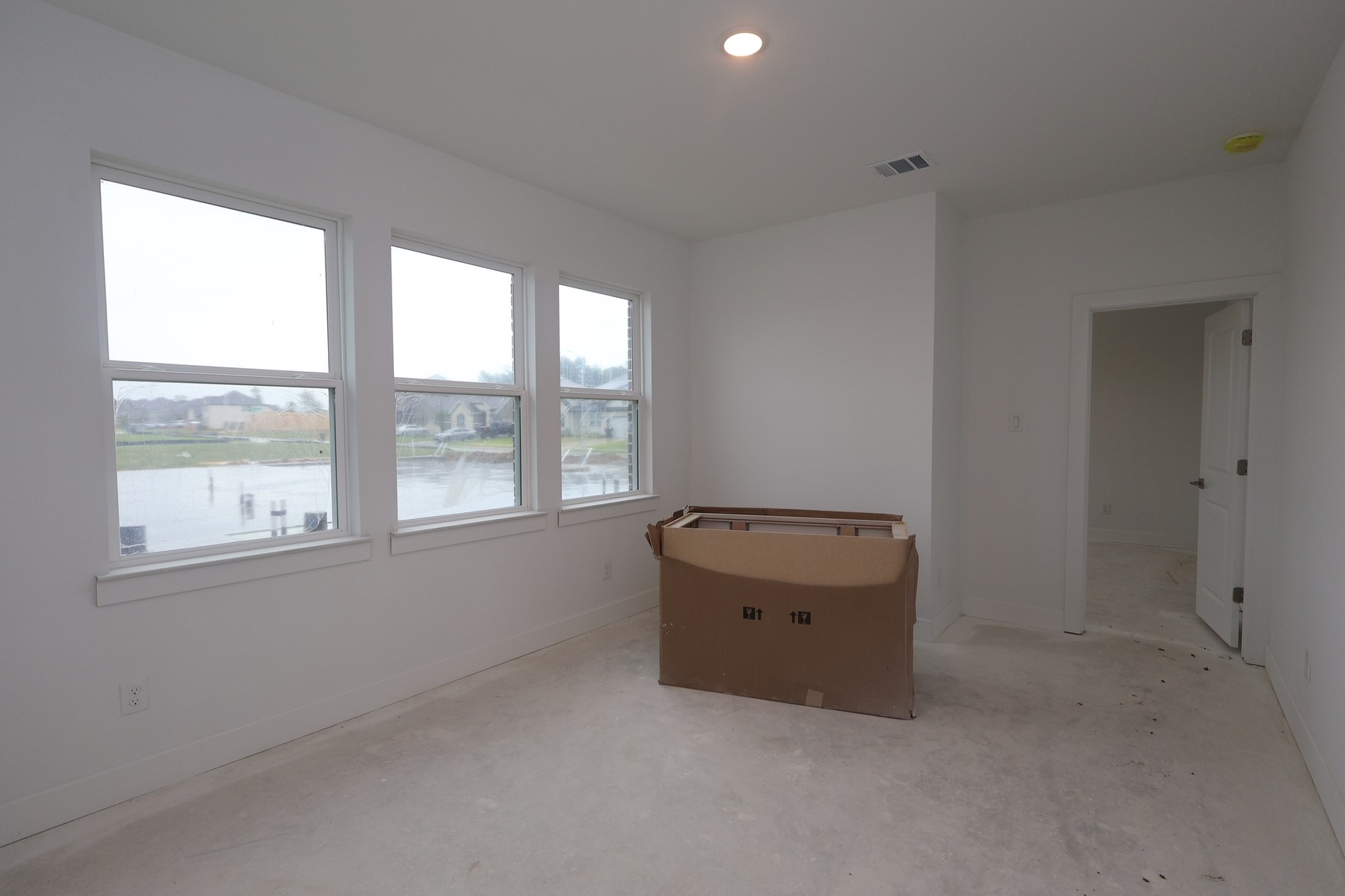 18623 Eastwood Ridge Court Property Photo 11