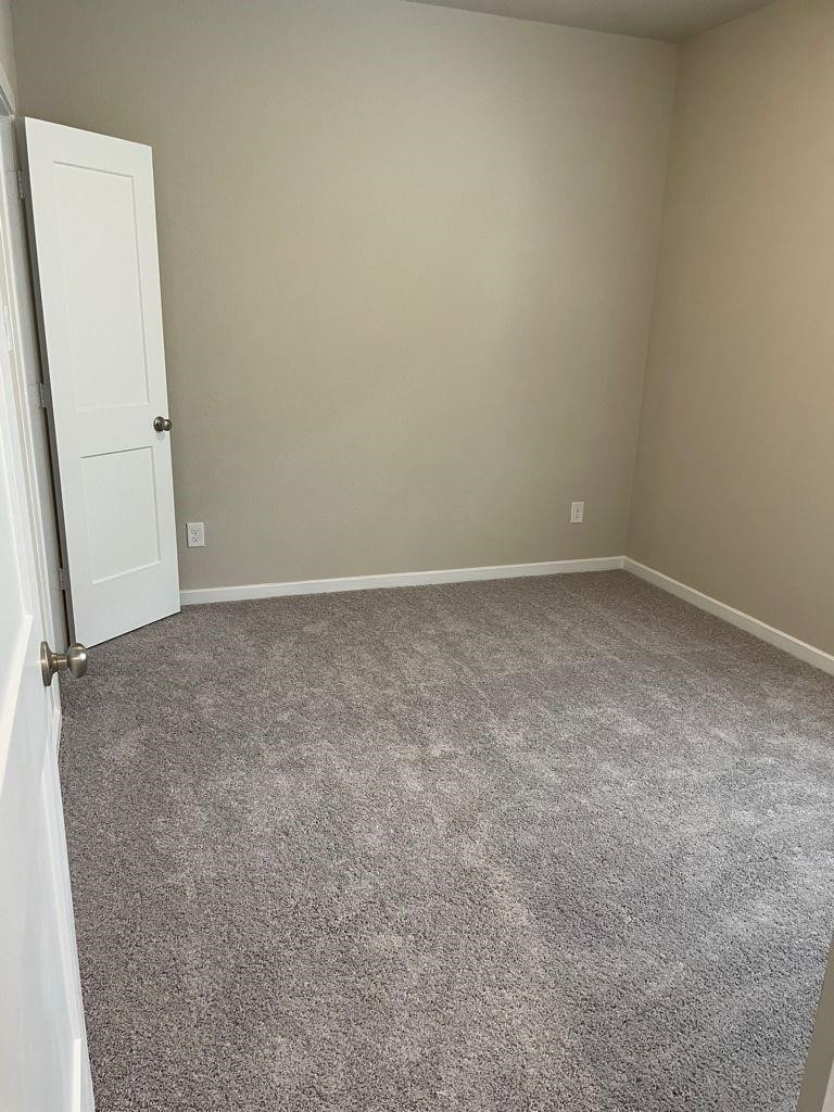 7912 Spring Run Drive Property Photo 4