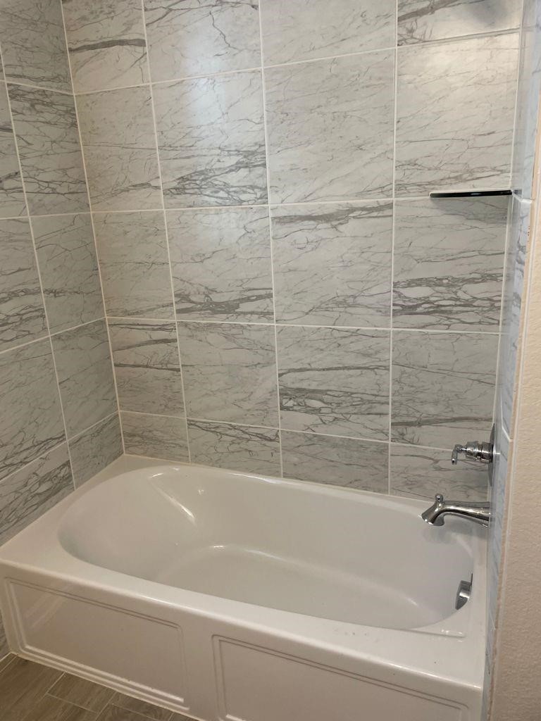 7912 Spring Run Drive Property Photo 6