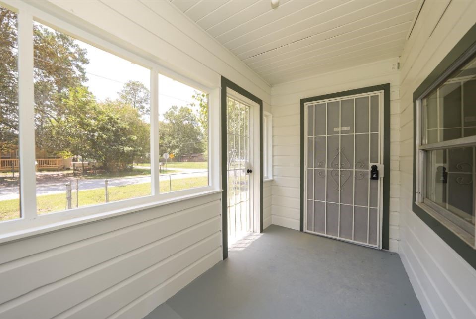 701 Clay Street Property Photo 4