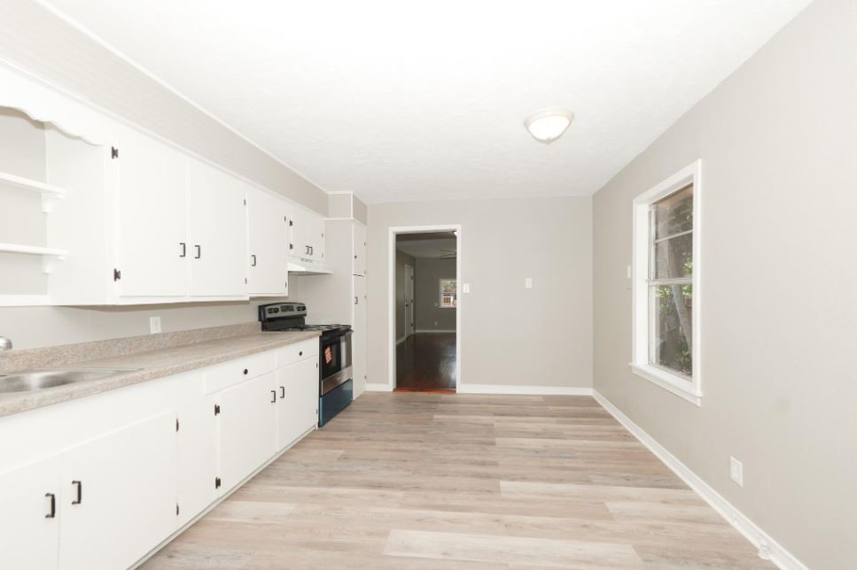 701 Clay Street Property Photo 10