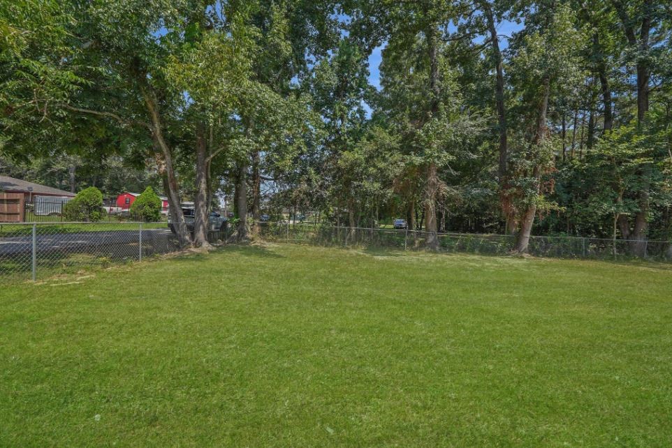 701 Clay Street Property Photo 16