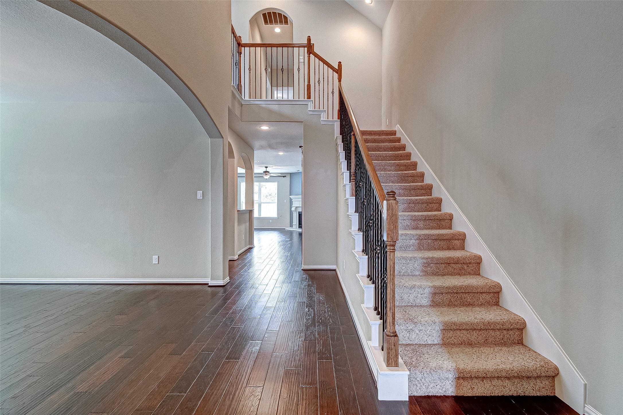 4814 Sequoia Park Lane Property Photo 4