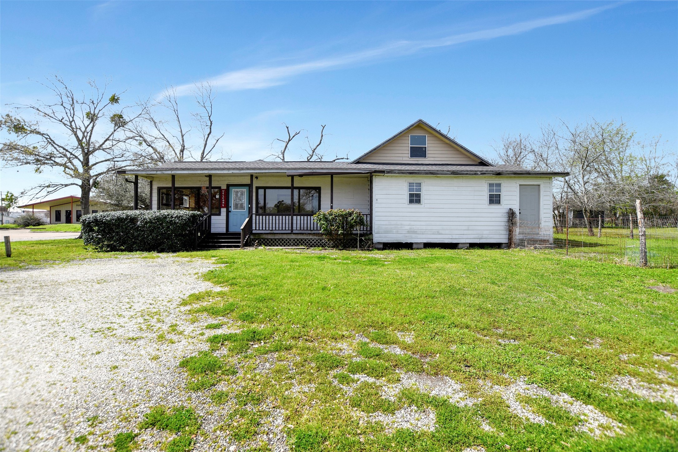 301 Price Street Property Photo